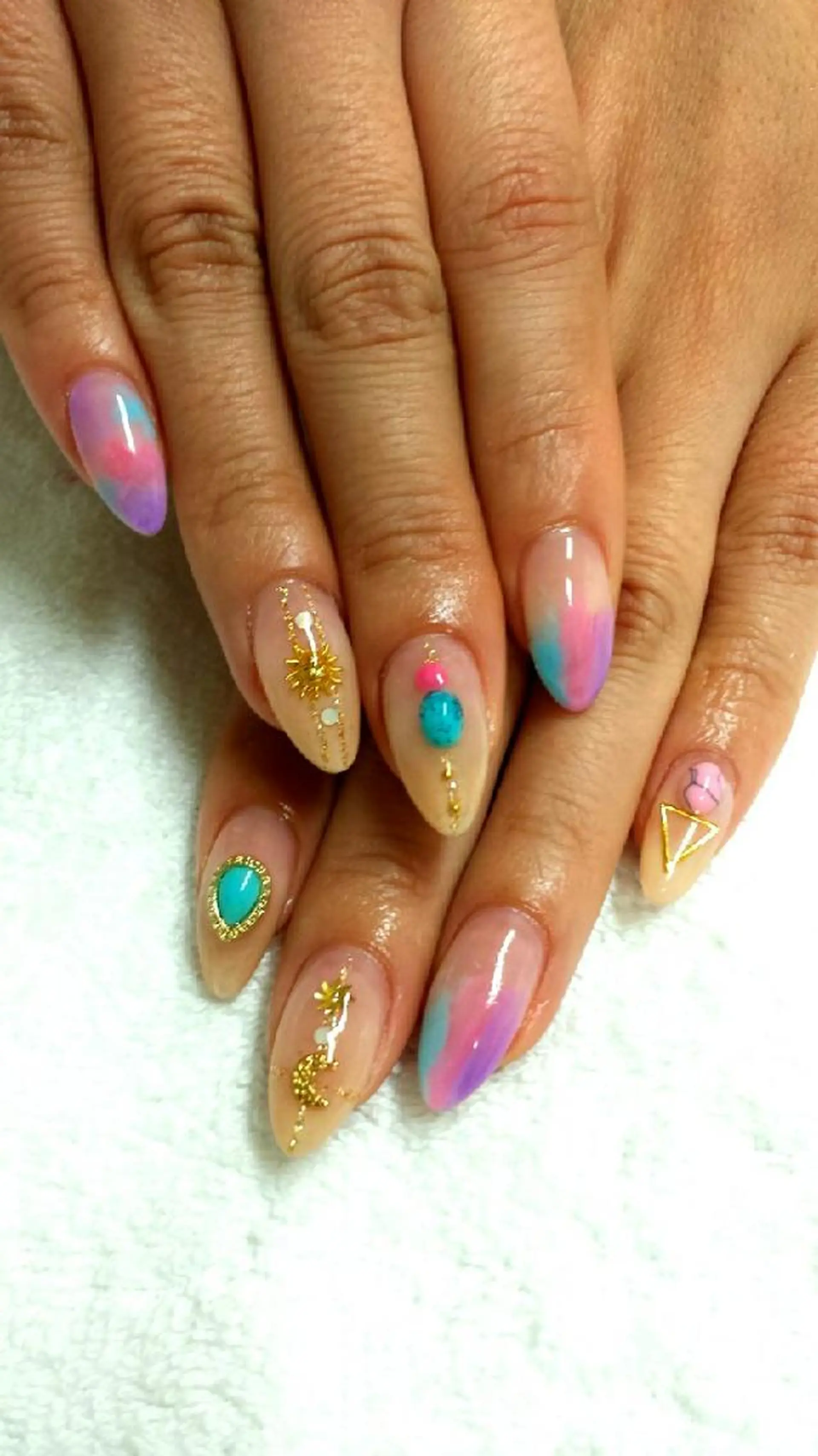 ネイル 河野ちえ (雑誌掲載サロン)のネイルデザイン