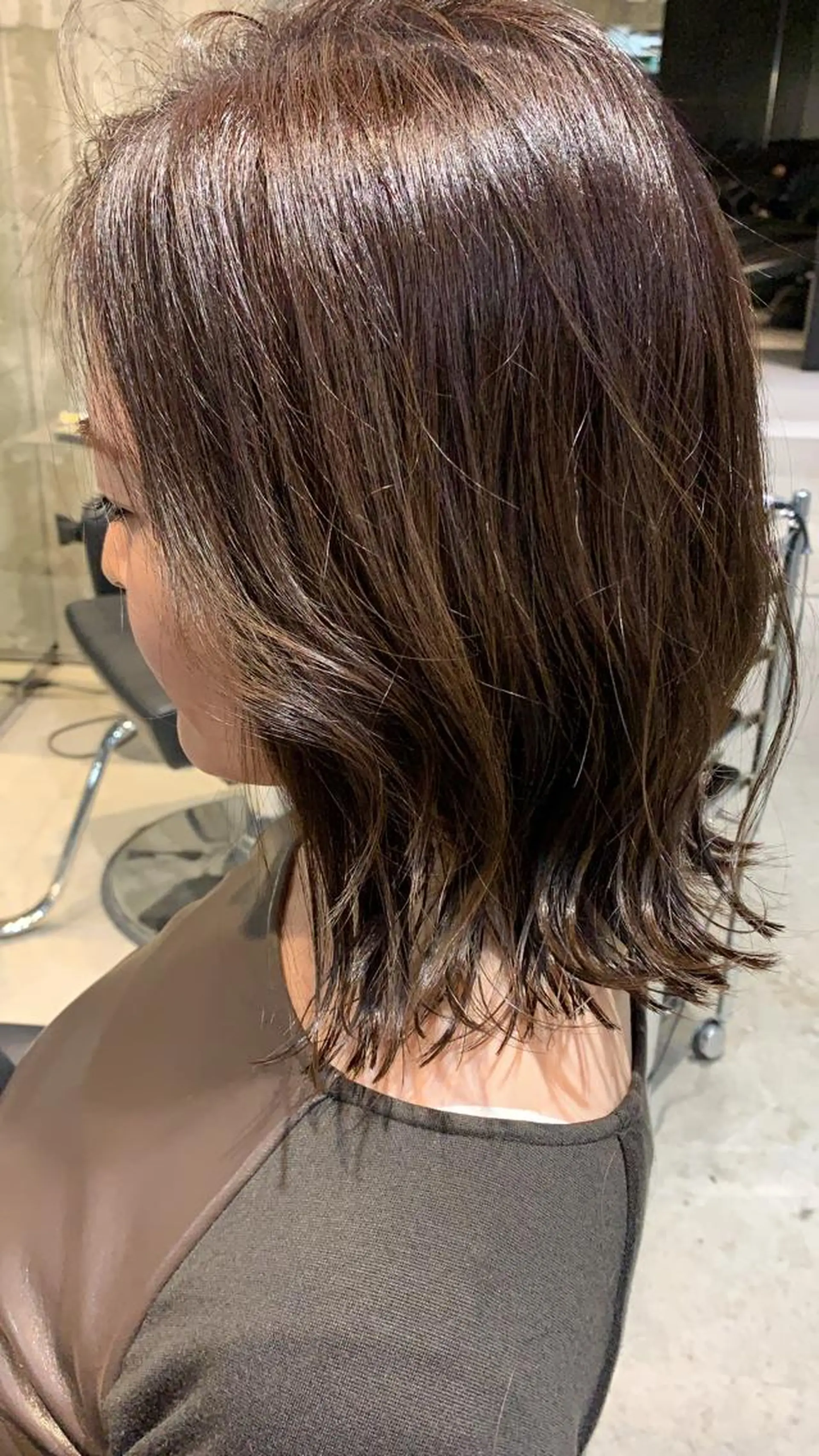 ミディアム カラー パーマ 🌈艶髪/髪質改善 新宿itouのヘアスタイル