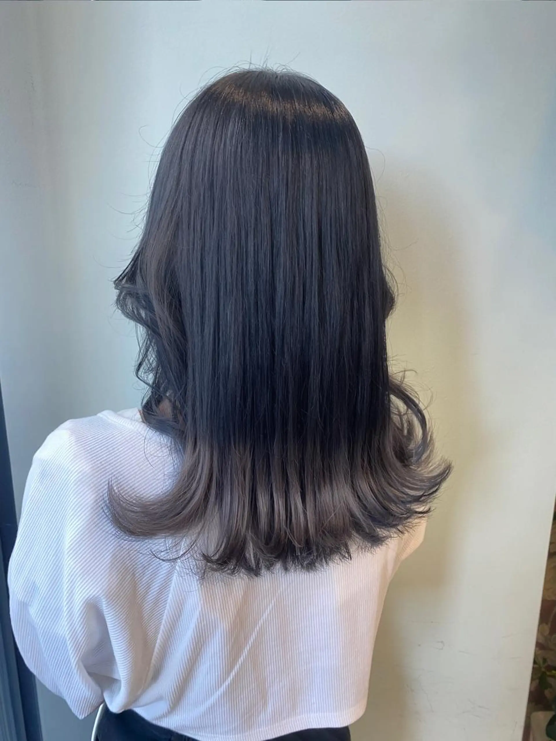 セミロング カラー ヘアアレンジ 'AXIS nagoya所属・'AXIS江森 美空のヘアスタイル