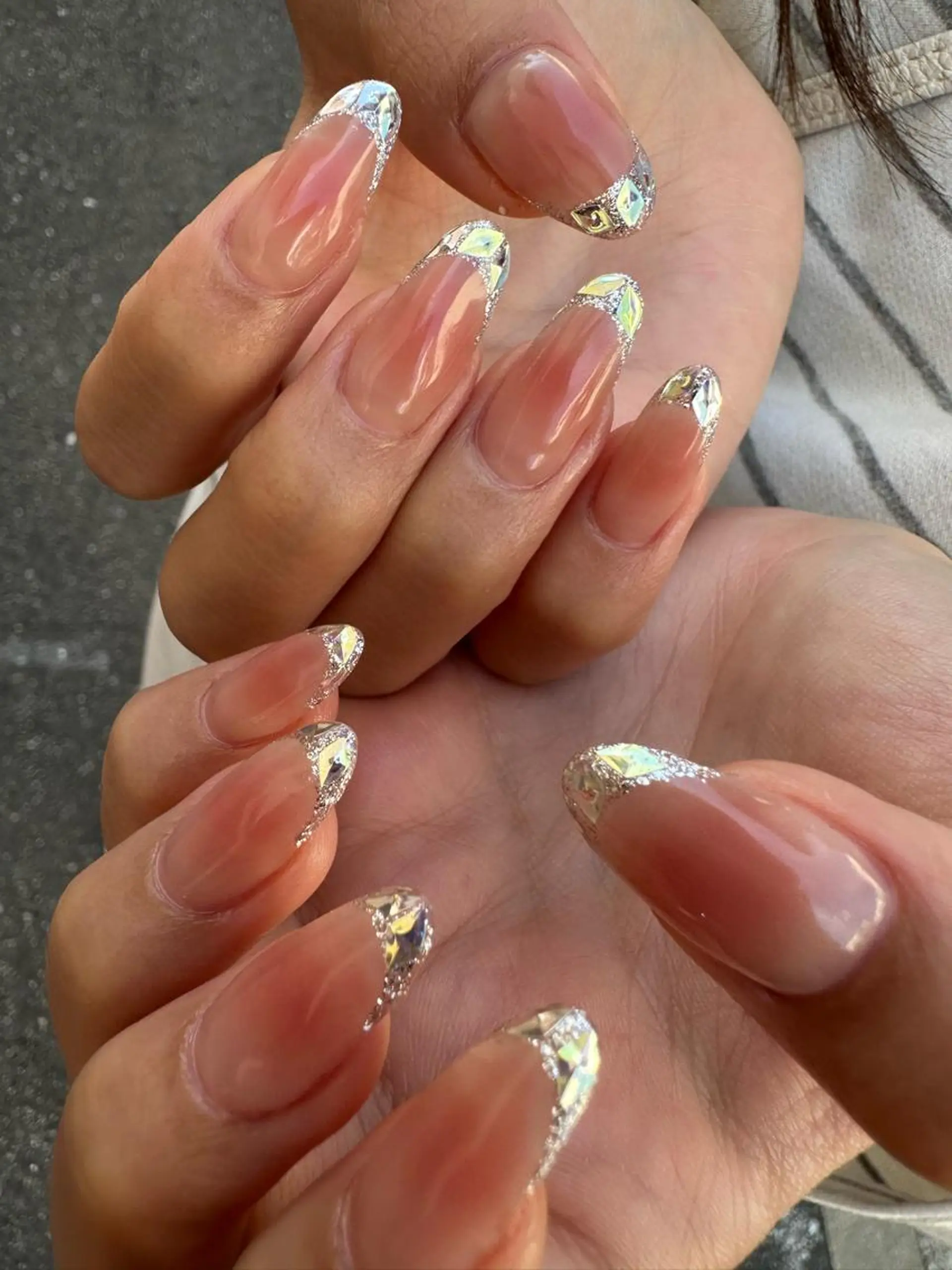 ロング カラー ヘアアレンジ キッズ ネイル マツエク・マツパ アイブロウ 福田 加奈のネイルデザイン