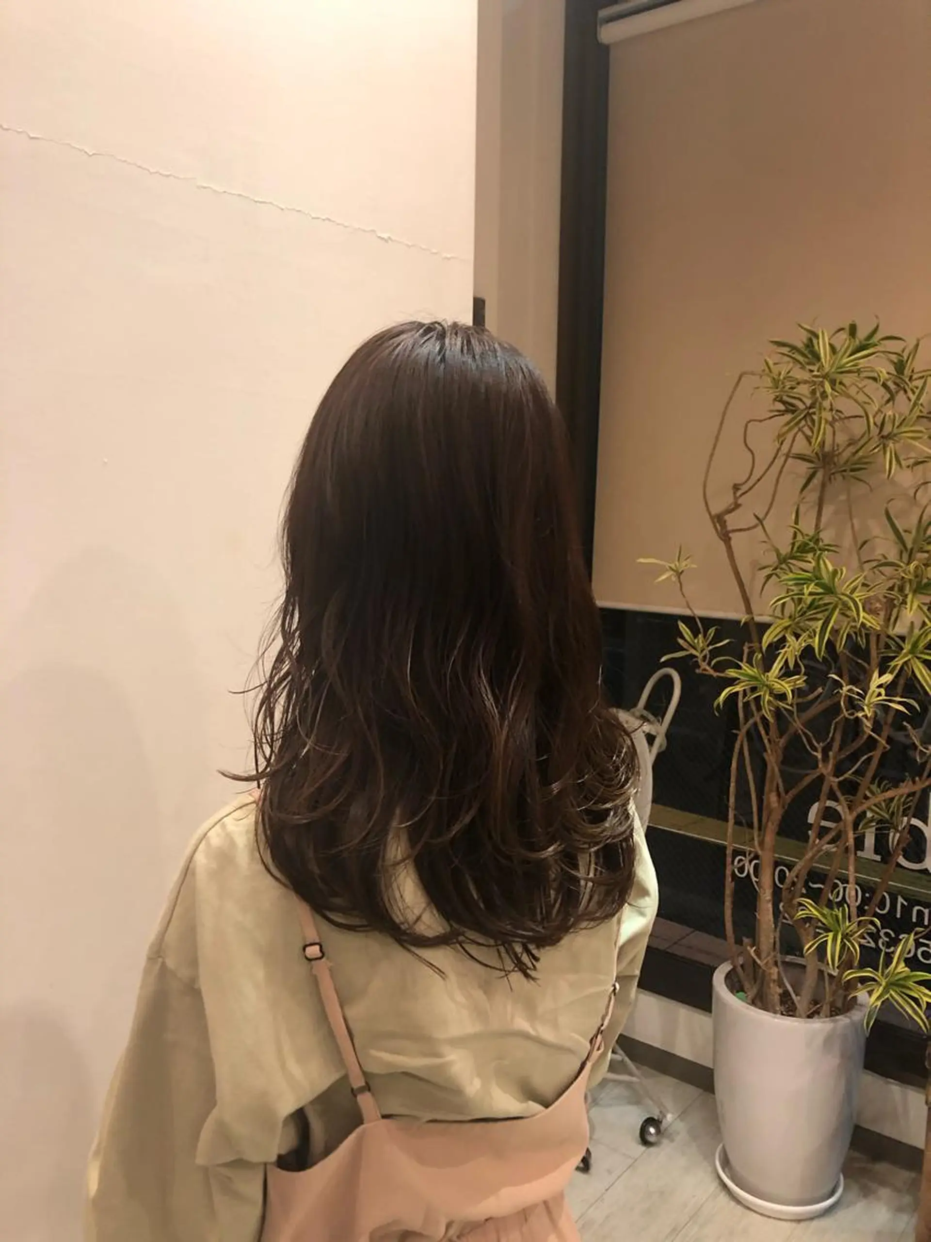 セミロング カット abie hair所属・河村 ちか🦋のヘアスタイル