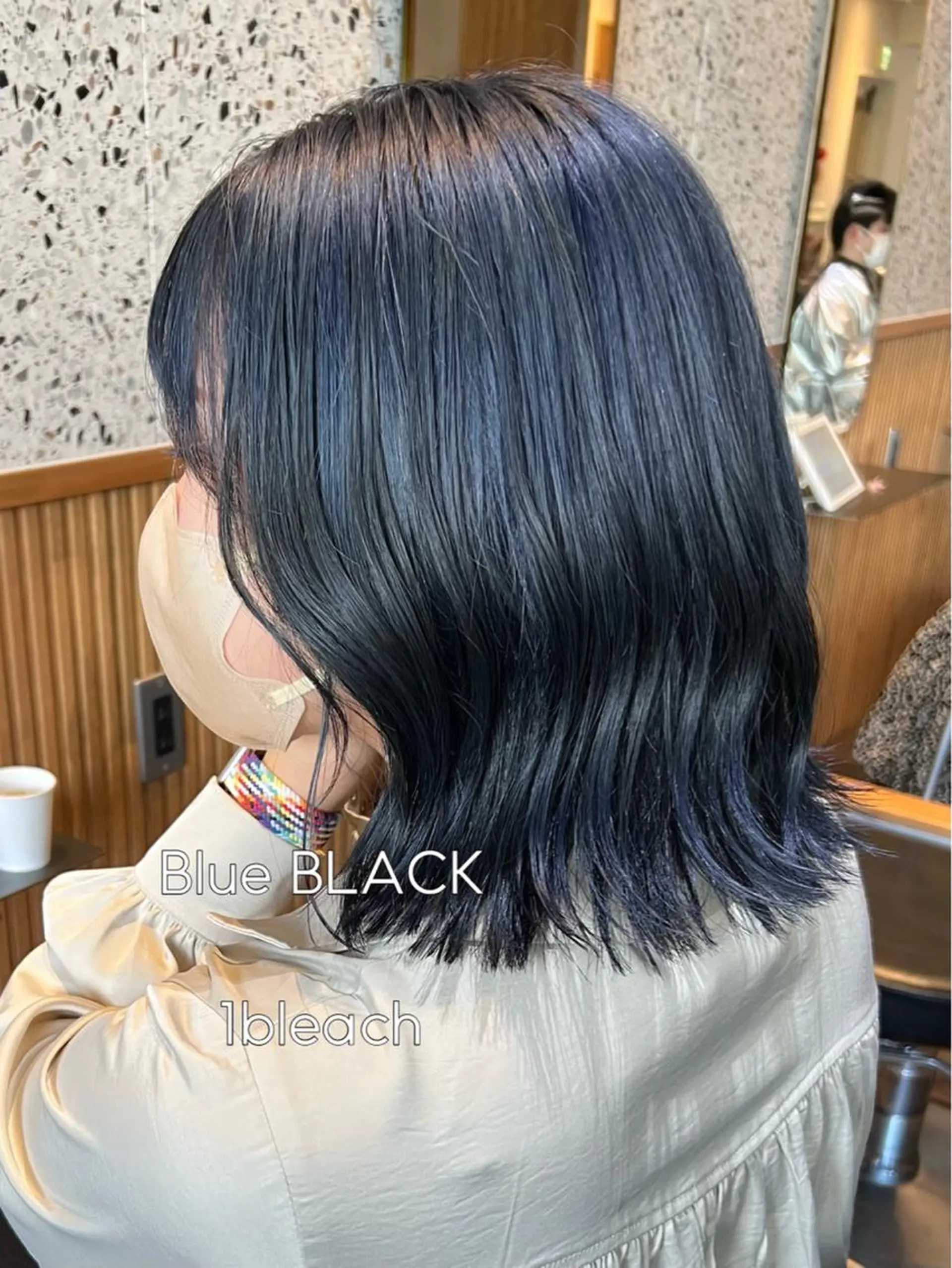 ミディアム カラー 黒髪 ブルーカラー ブルーブラック 渋谷/暖色系カラー kotoha🍊のヘアスタイル
