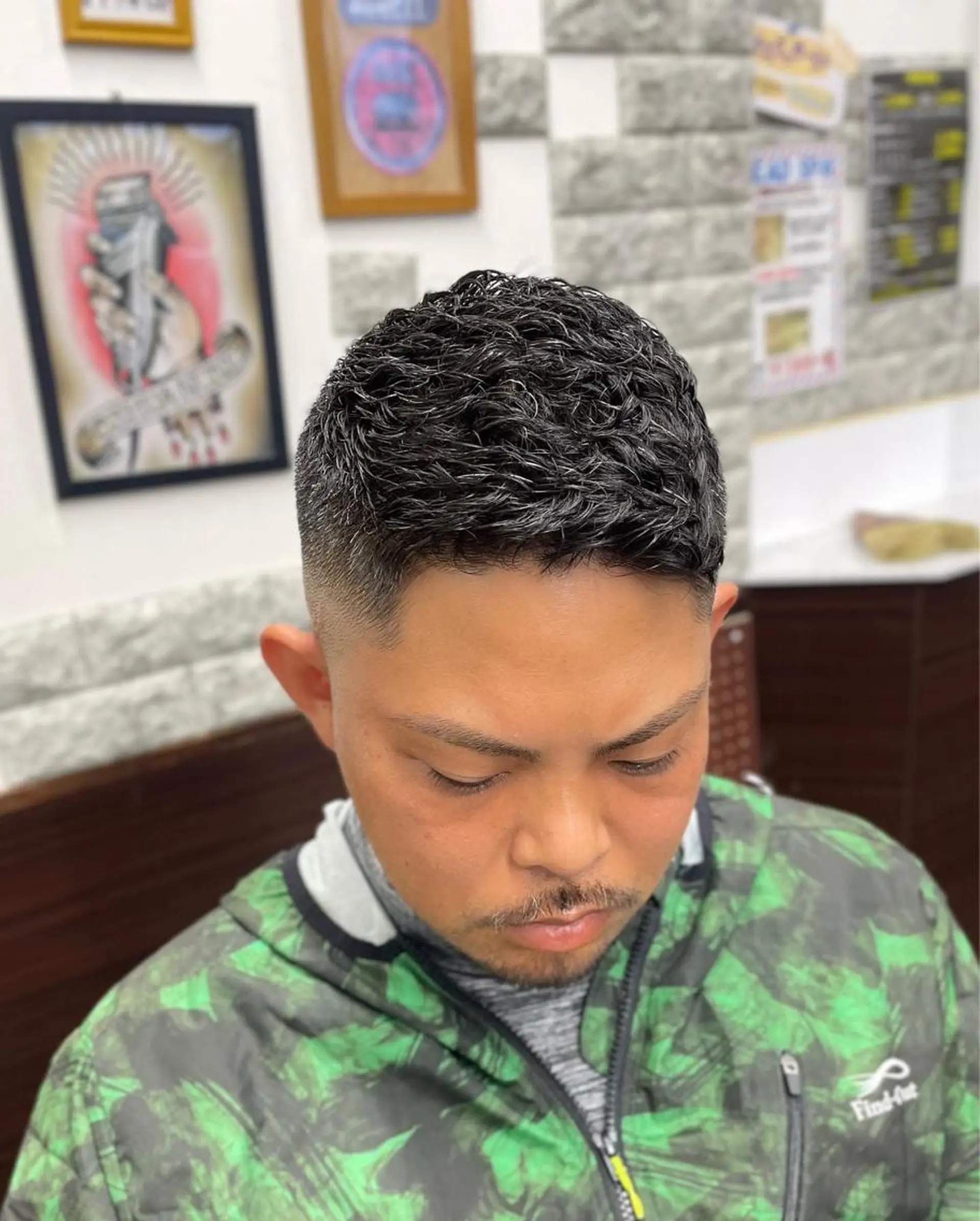 ショート パーマ メンズ 濡れパン ショートヘア Cam's豊見城店所属・無料‼︎メンズ限定 URASAKIのヘアスタイル