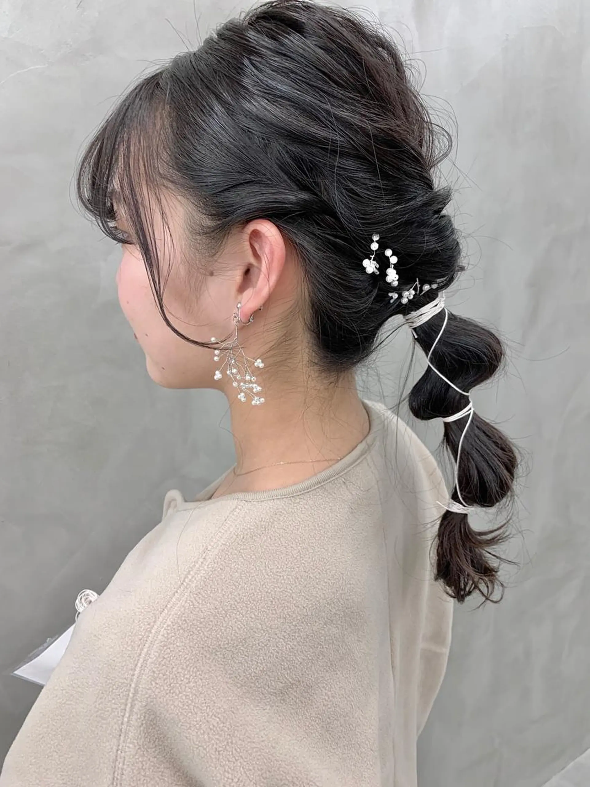 セミロング ヘアアレンジ 結婚式・ブライダル その他 ブームボックス所属・🐝ハイトーンカラー hachi🐝のヘアスタイル