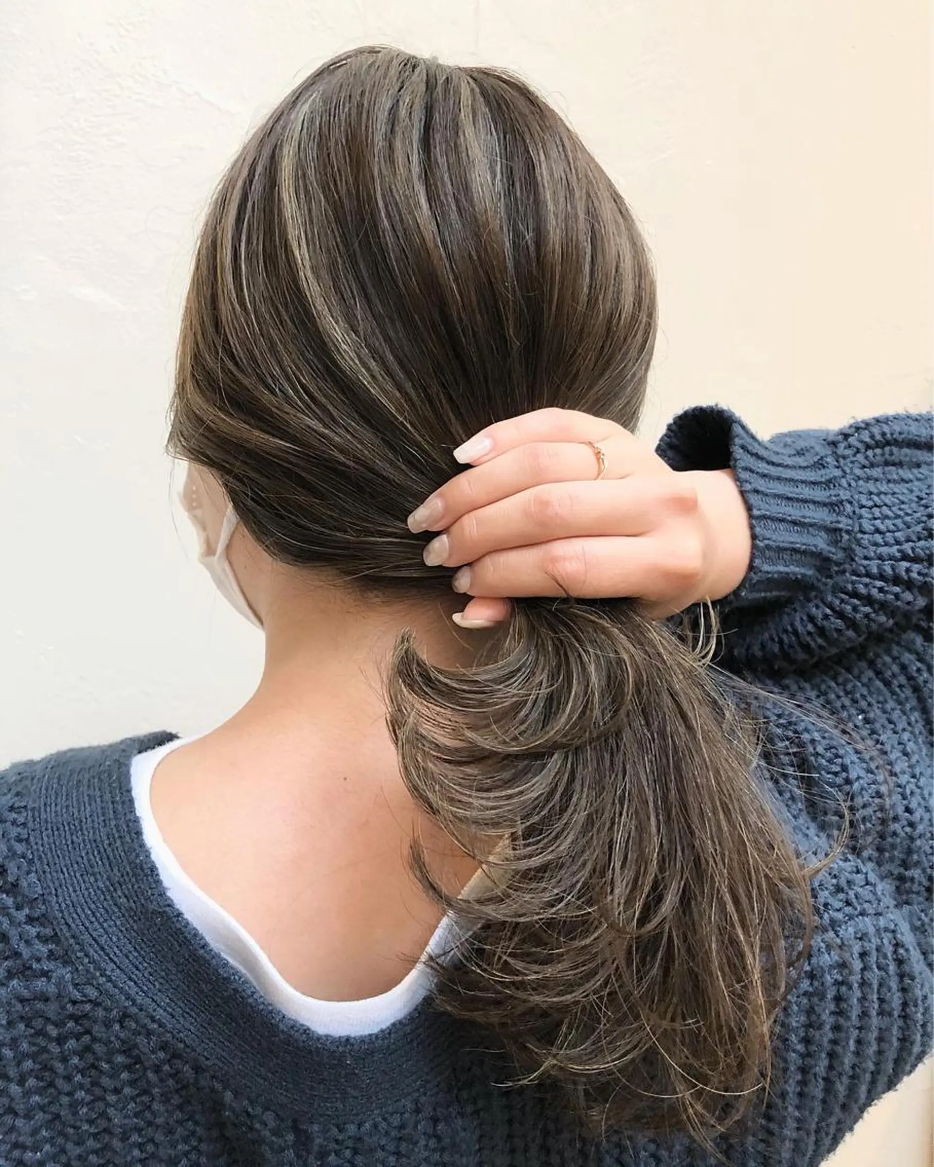 ミディアム カラー アッシュ ハイライトカラー ハイライト luve heart's And Be  minamisemba所属・脇坂 佳世の眉毛・アイブロウイメージ