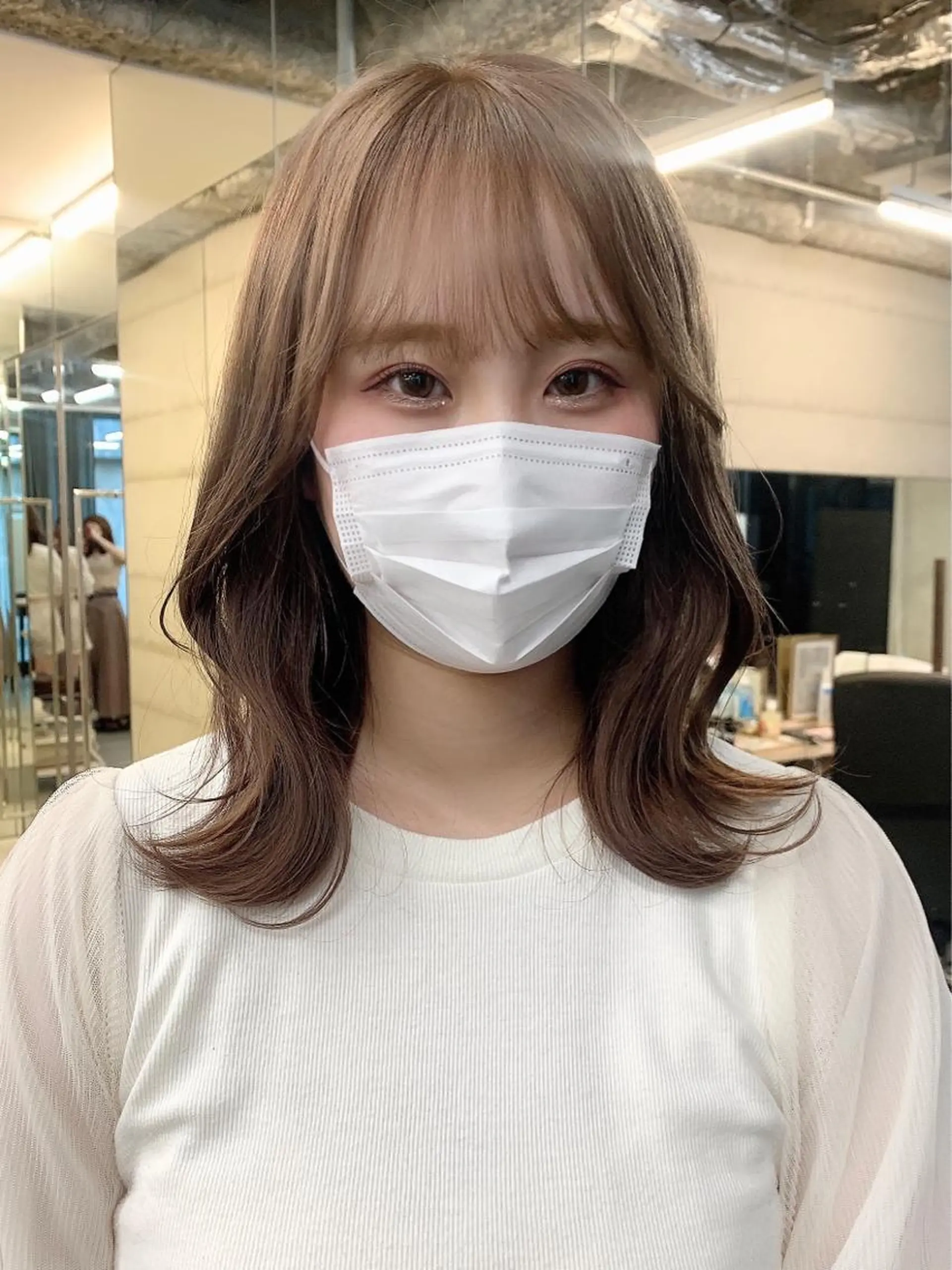 ミディアム カラー カット ヘアカラー トリートメント ヘッドスパ 透明感/オリーブ/ グレージュ/YUKAのヘアスタイル