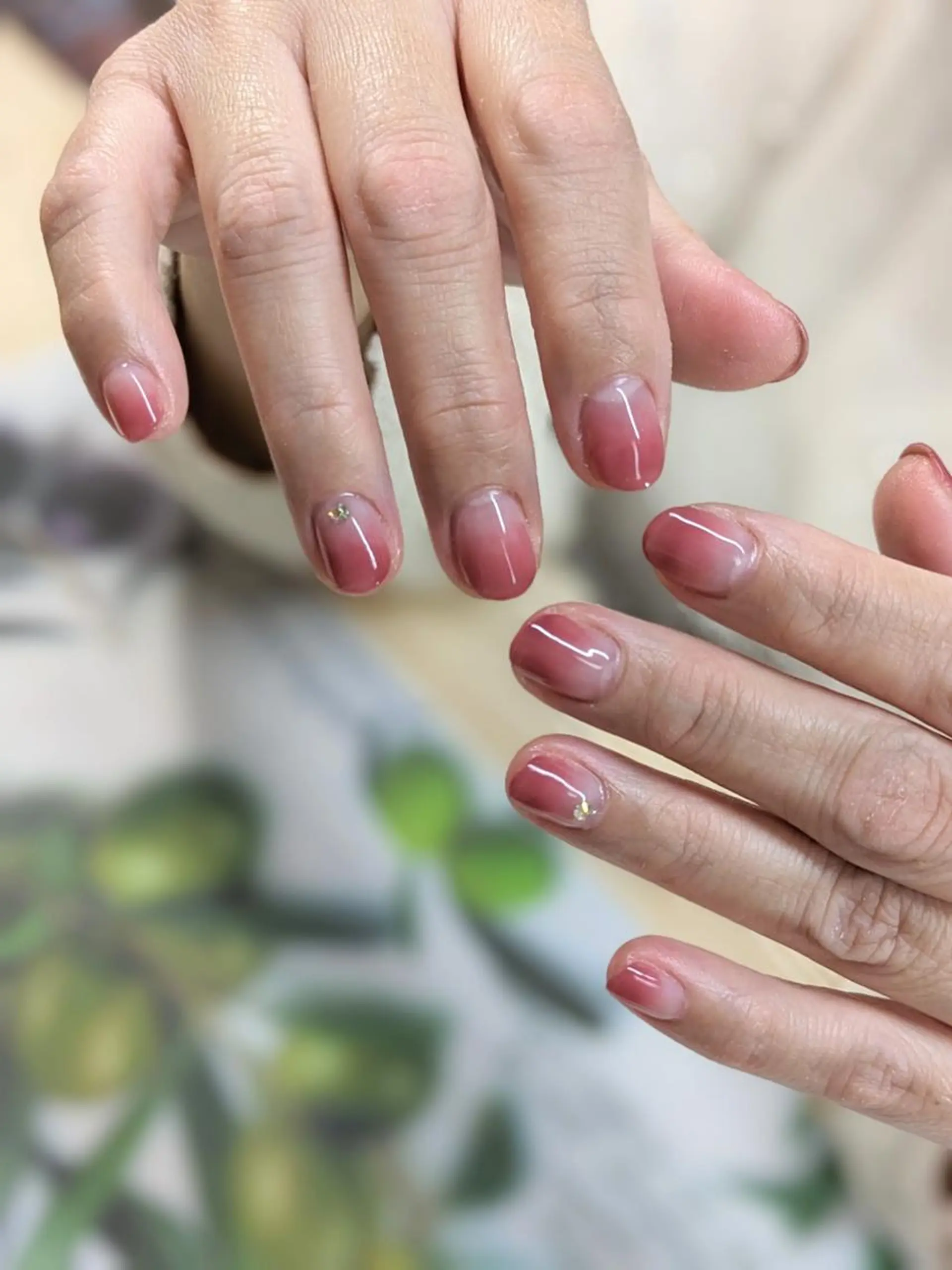 ネイル 氷ネイル・うるうるネイル ハンドネイル ネイルサロンベルティ .keikoのネイルデザイン