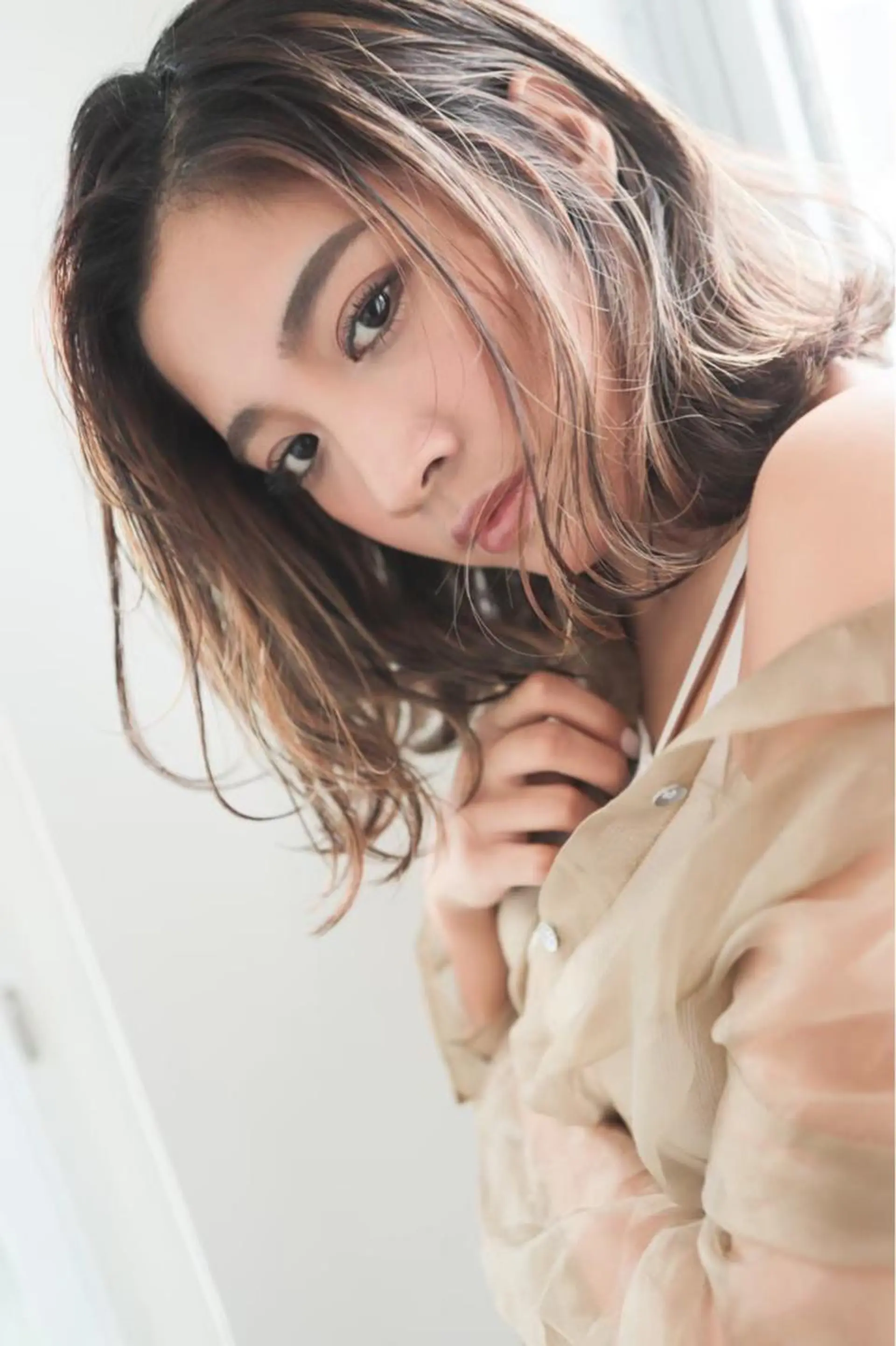 ミディアム レイヤーカット・ 縮毛矯正 星野のヘアスタイル