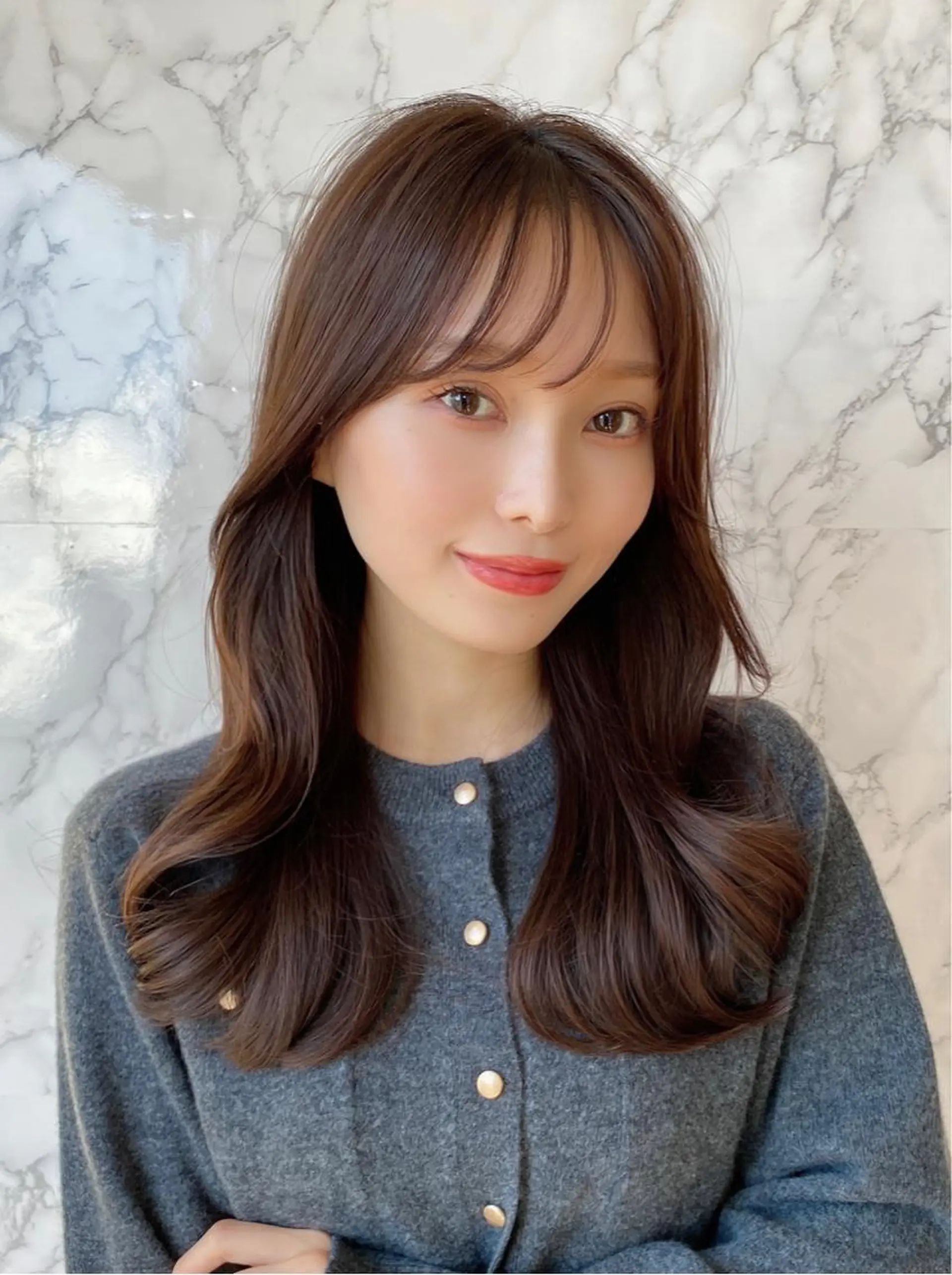 セミロング くびれヘア 髪質改善 縮毛矯正 🧡くびれヘア/前髪 顔周り🧡久原結衣のヘアスタイル