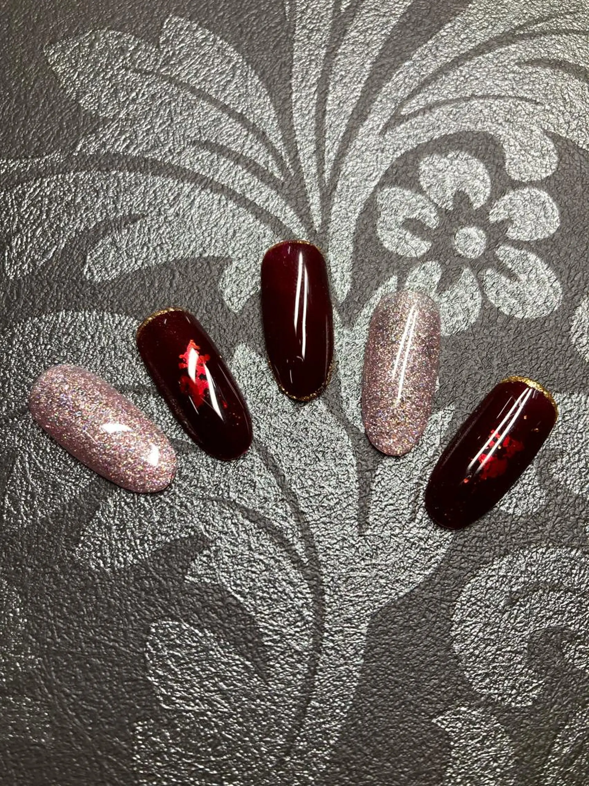 ネイル Cura&Bellissimo クーラ&ベリッシモ所属・クーラアンド ベリッシモのネイルデザイン