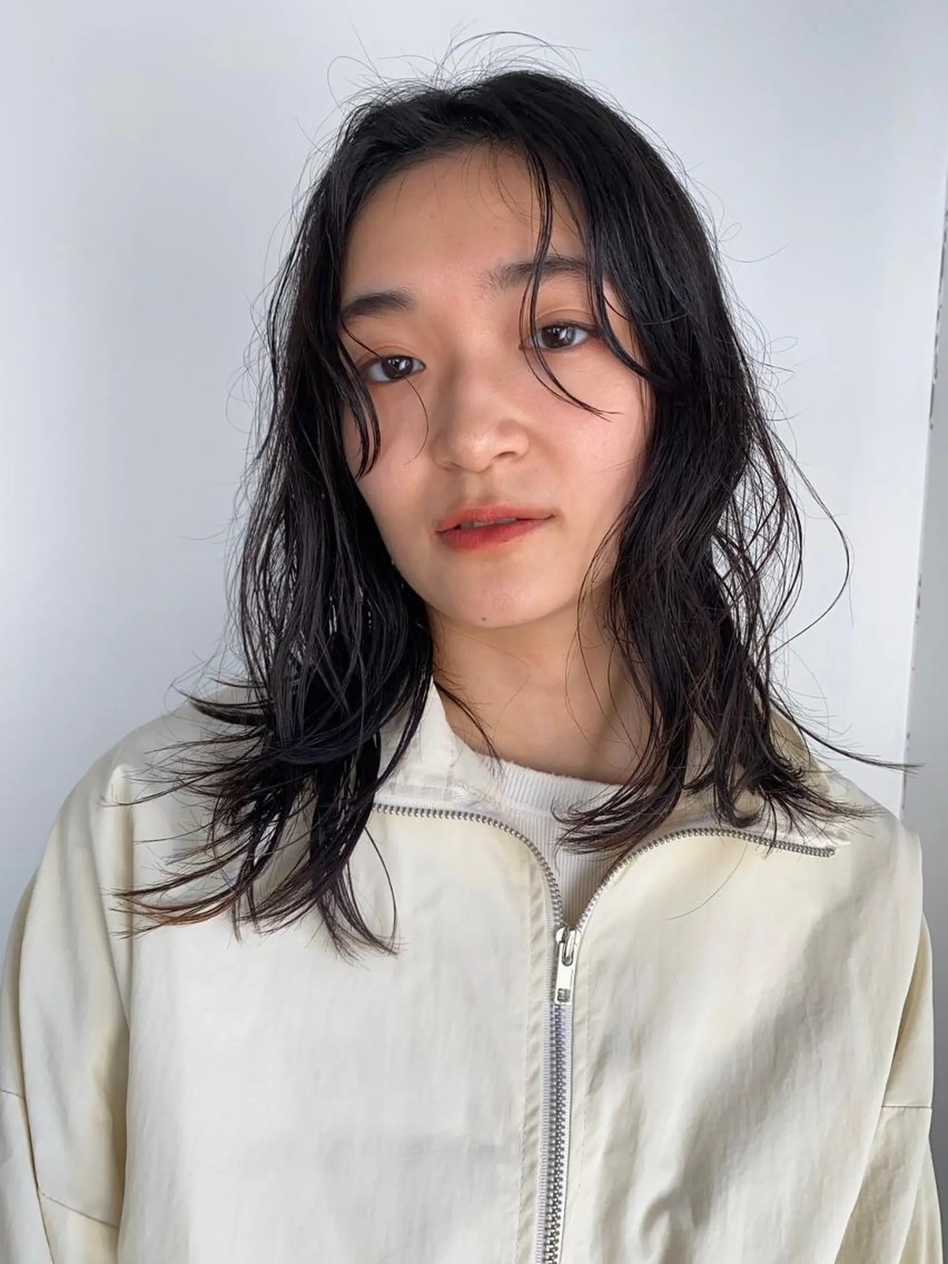 ミディアム カラー パーマ ショートボブ ミディアムパーマ アディクシーカラー ブリーチ ケアブリーチ カット ヘアカラー トリートメント CEINE OURのヘアスタイル