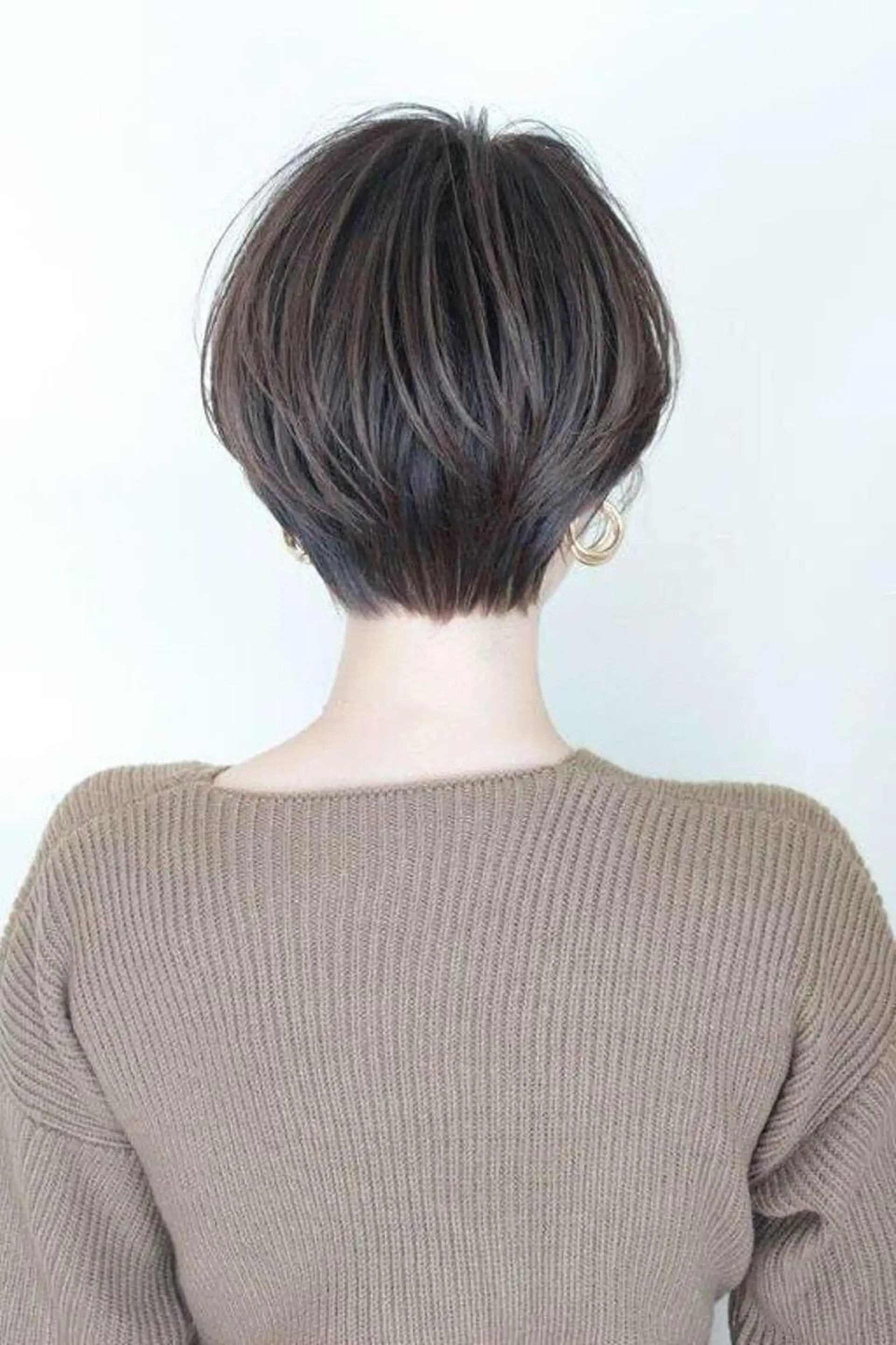 ショート 白髪ぼかしモデル募集 今村理央奈のヘアスタイル