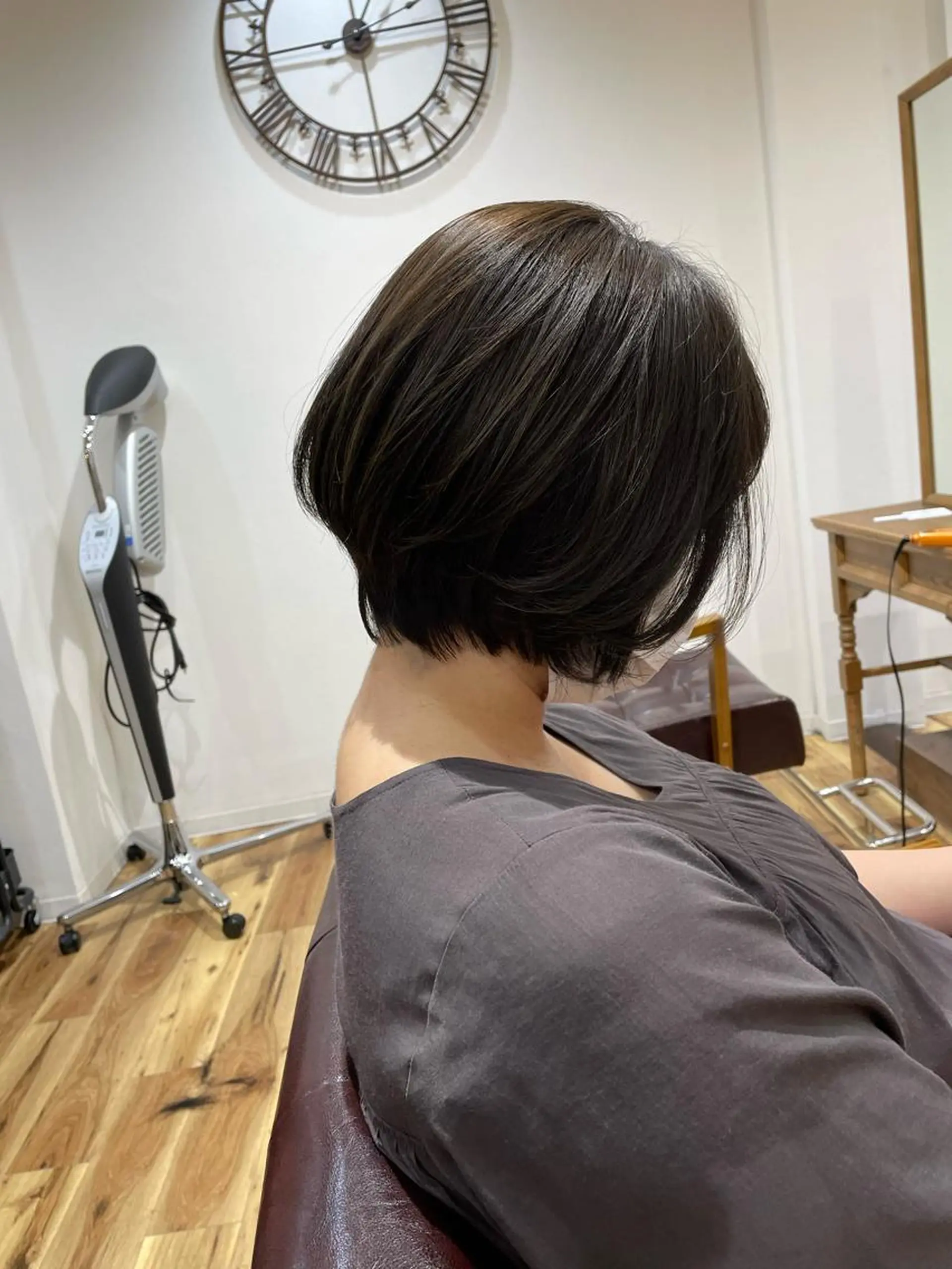 ショート カット ヘアカラー トリートメント YASUHIRO グレージュ/メンズのヘアスタイル