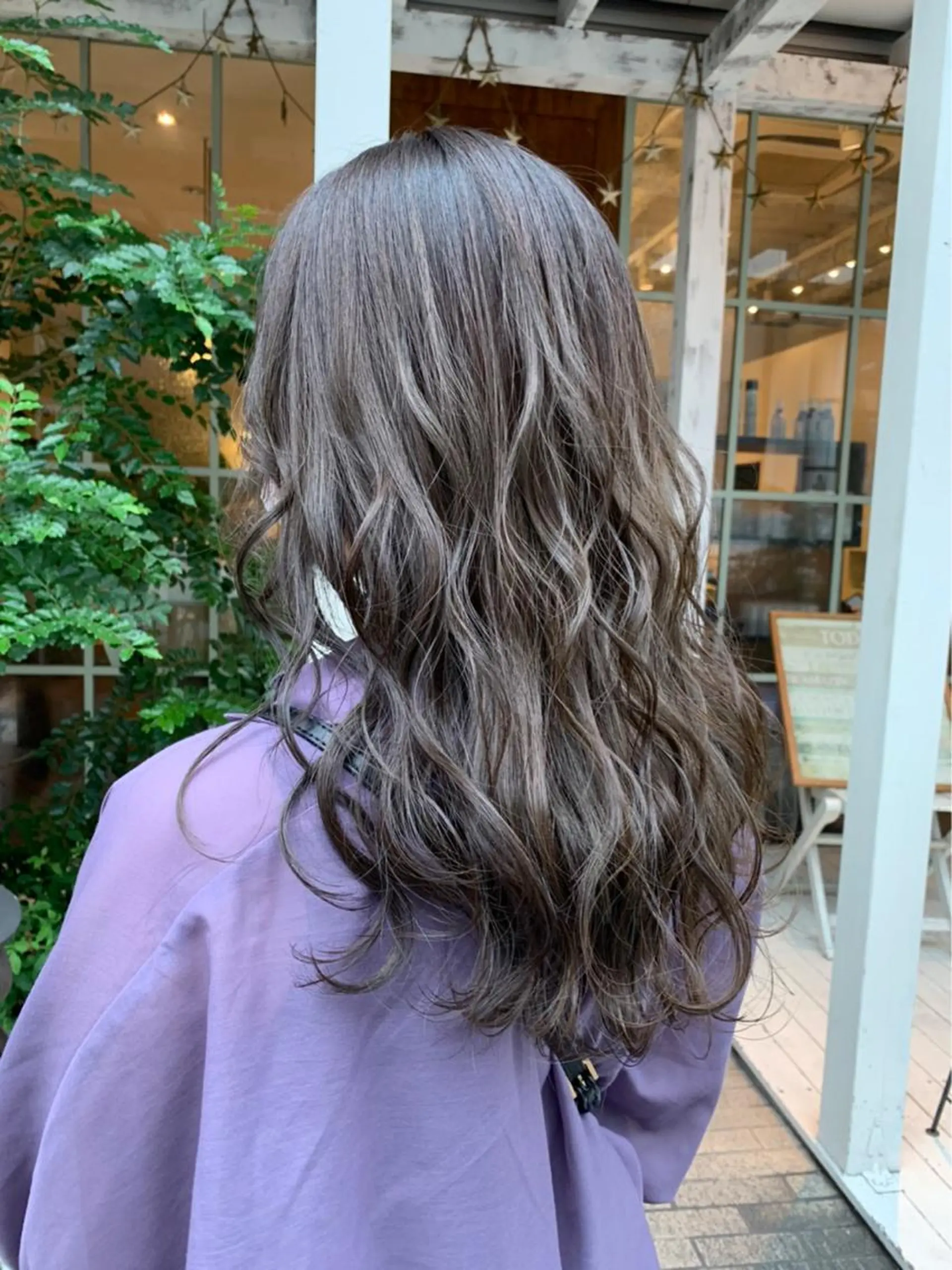 ロング カット ヘアカラー トリートメント 鈴木 奈波のヘアスタイル