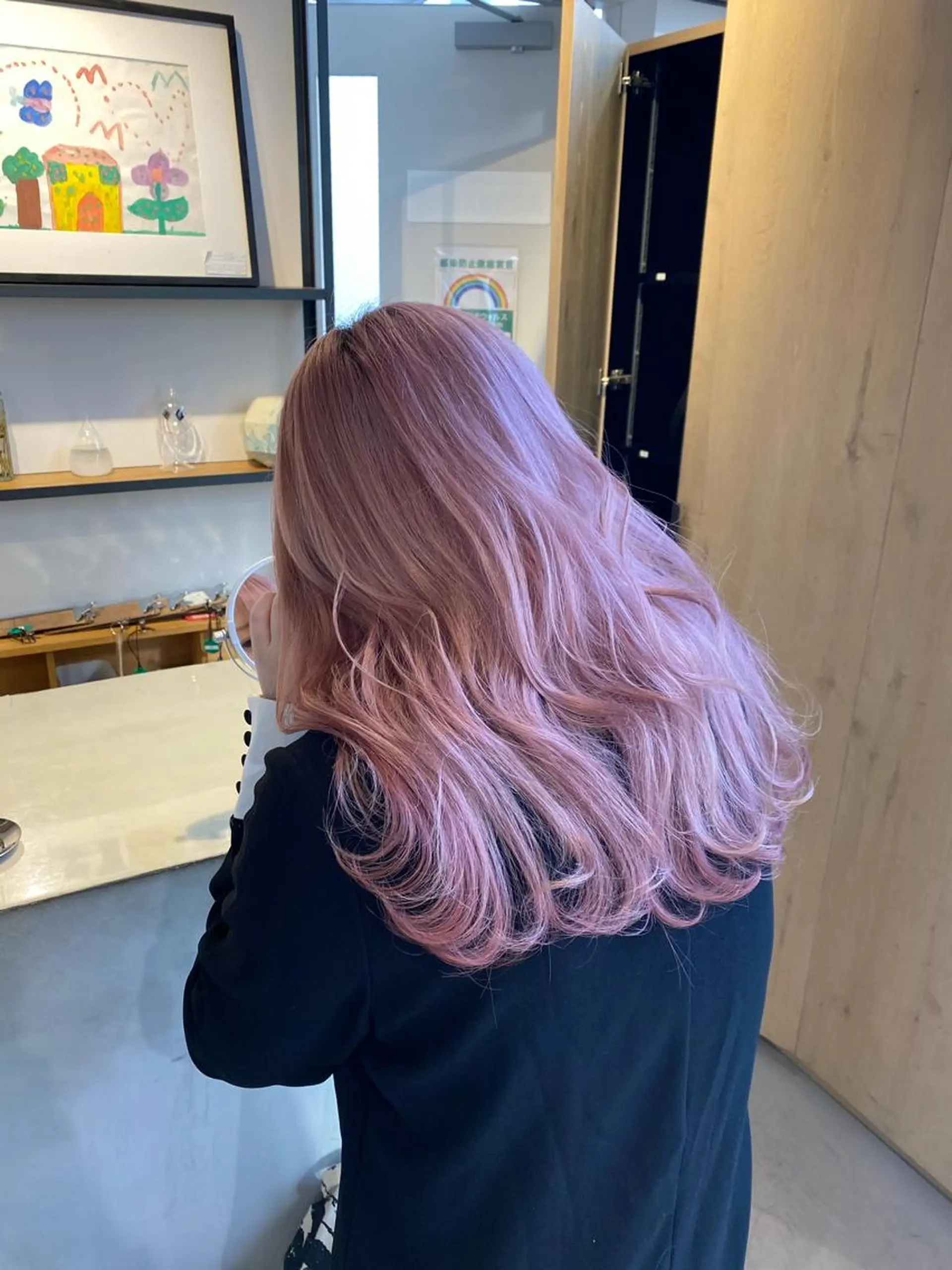 セミロング カラー Hair & make Lamp所属・梅田のブリーチ特化 美容師KAI🥰のヘアスタイル