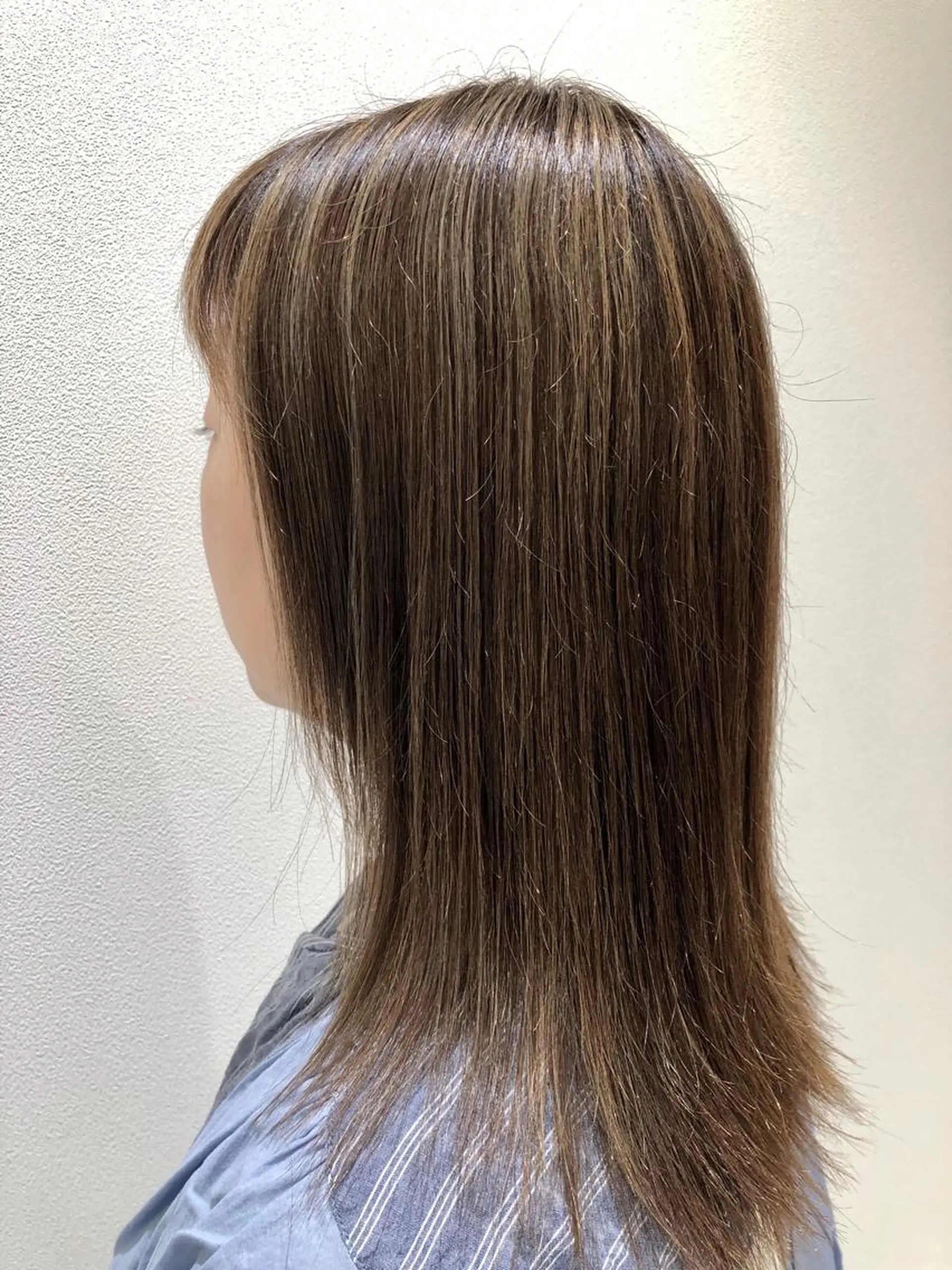 セミロング カラー ハイライトカラー ハイライト RUBEUS【ルベウス】所属・✨艶々カラー🎨 杉本賢人のヘアスタイル