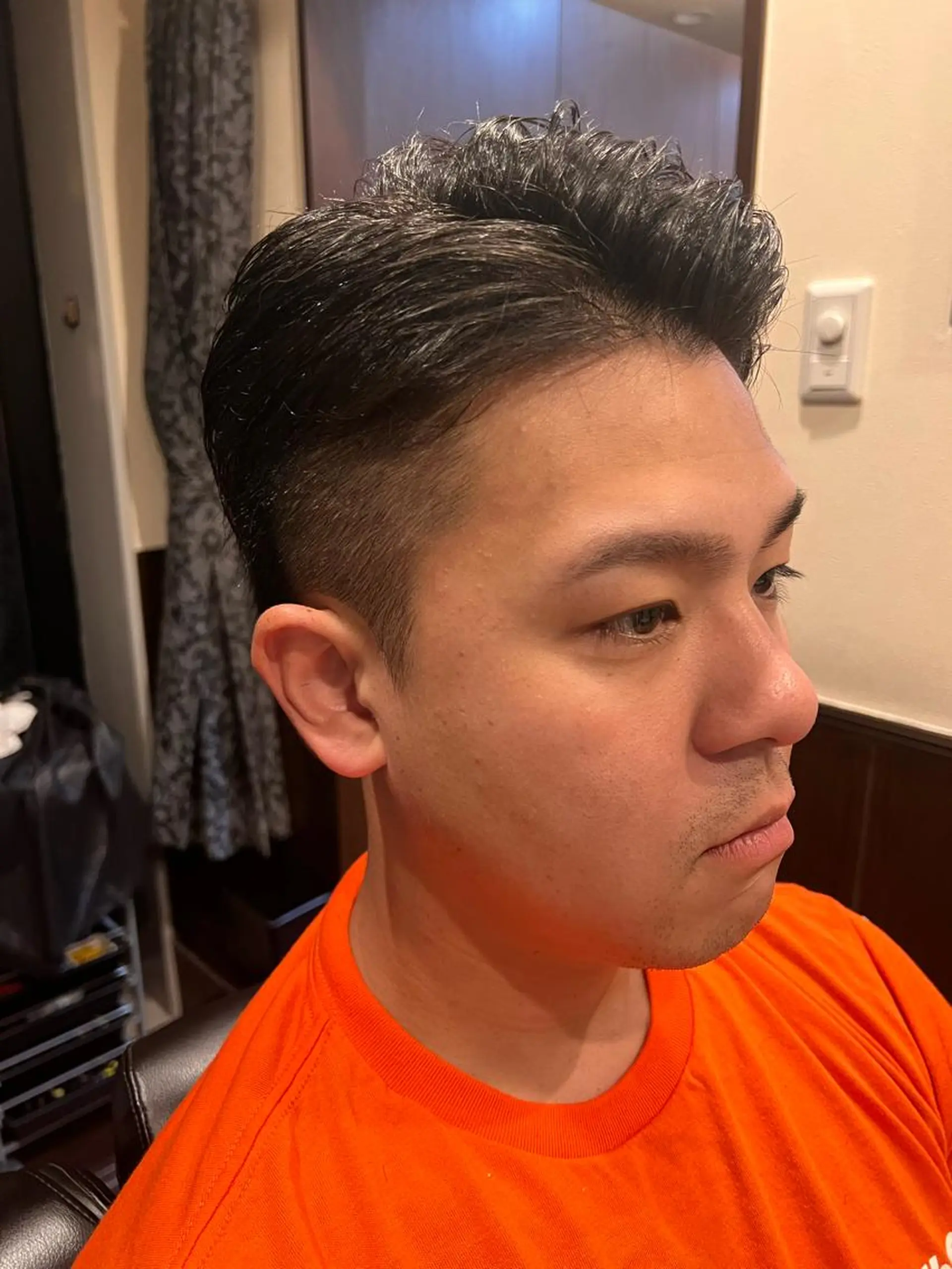 ショート カット 銀座バルビエグラン 角田雅樹（夜限定）のヘアスタイル