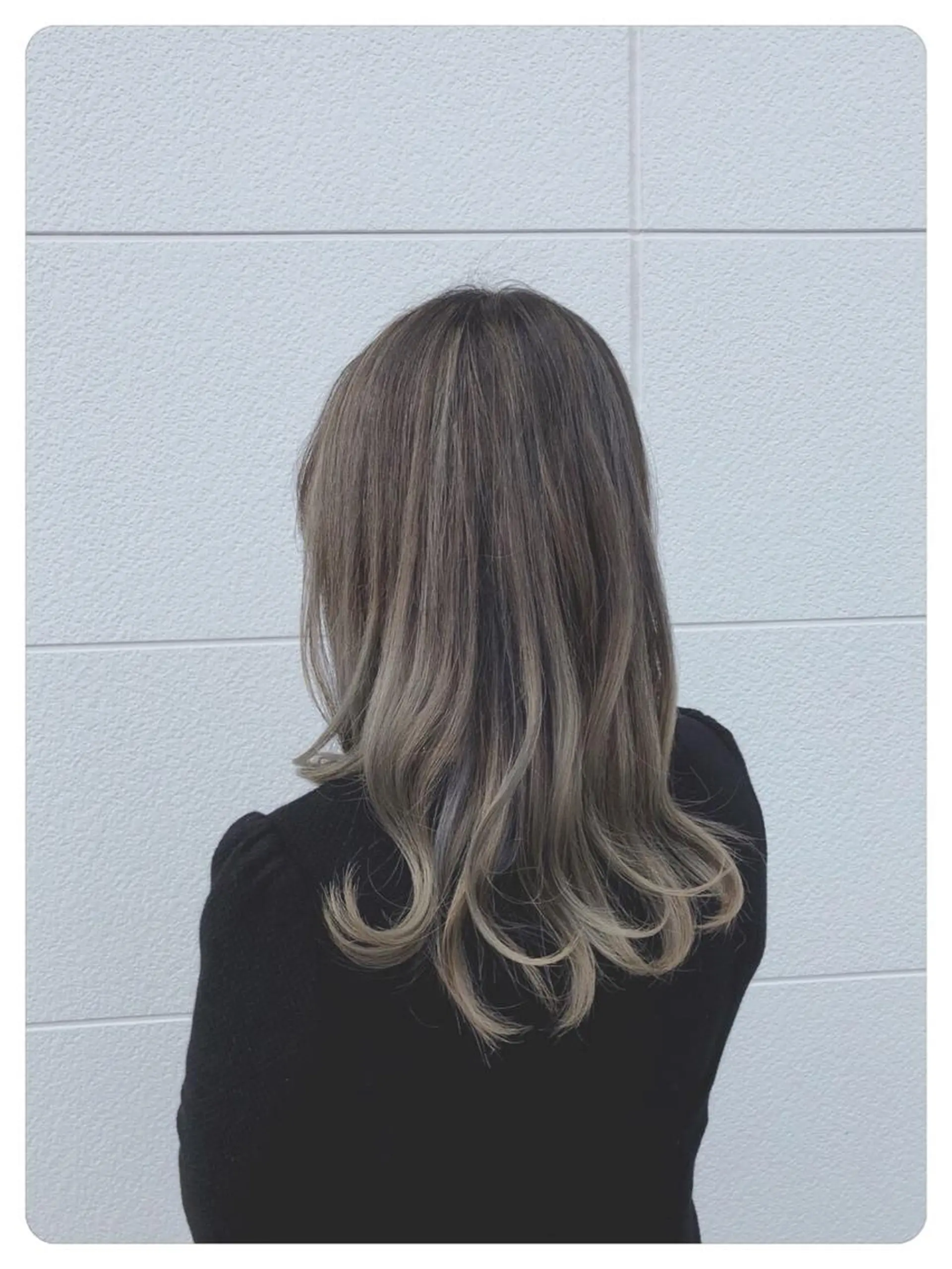 セミロング ヘアカラー 下條 真のヘアスタイル