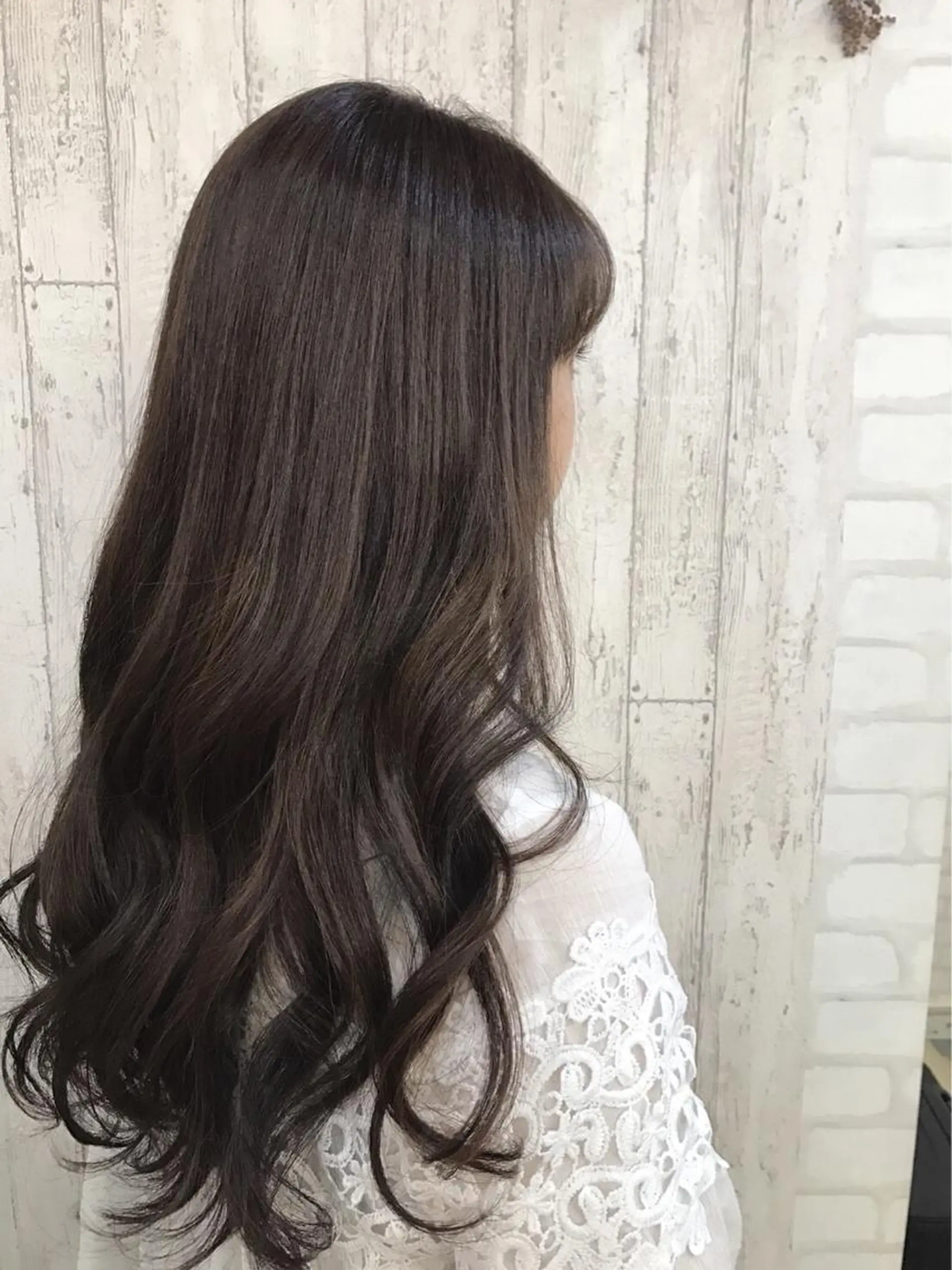 ロング カラー 佐藤 ナルトのヘアスタイル