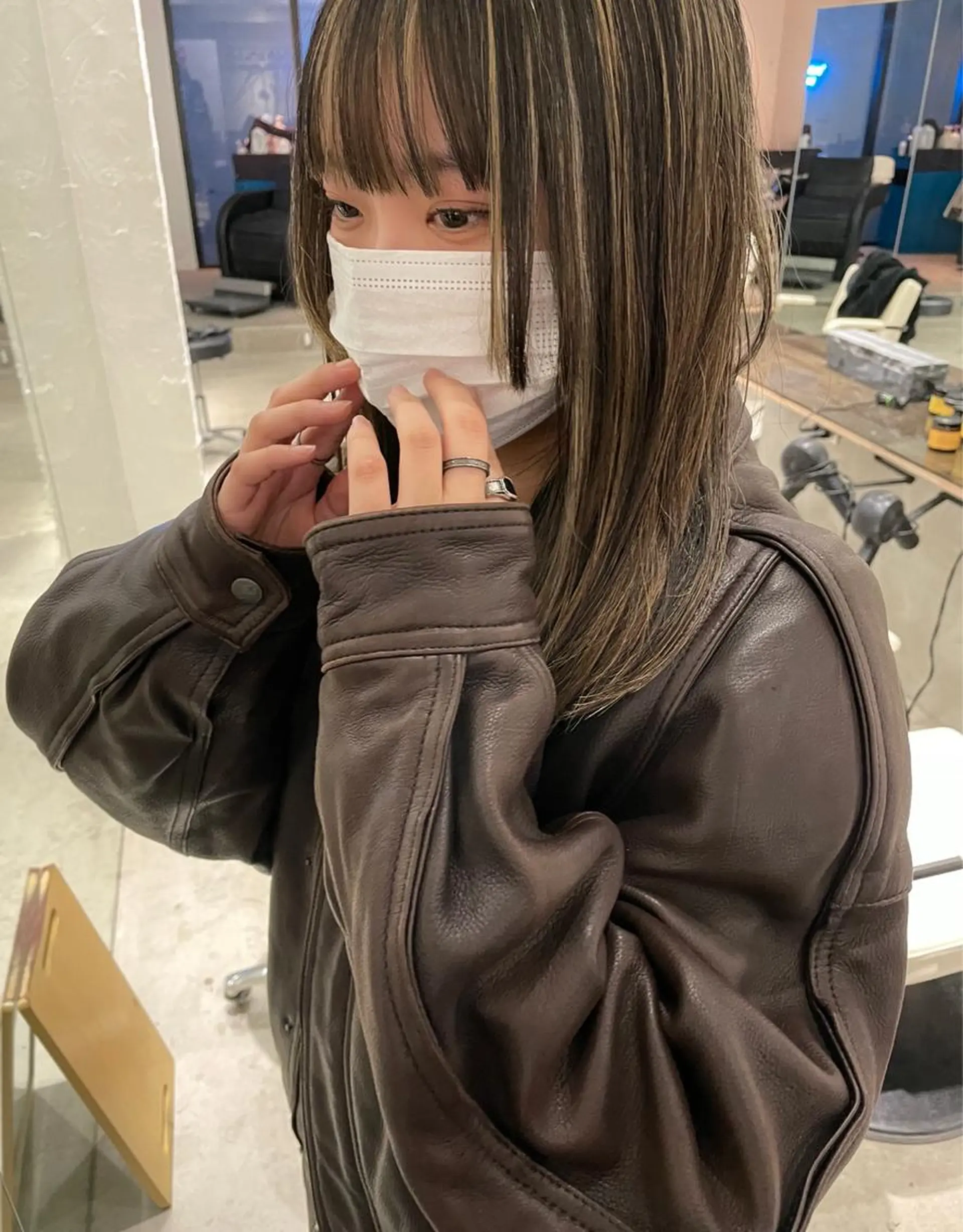 ロング カラー バレイヤージュ ブリーチ ケアブリーチ デザインカラー ダブルカラー スパイラルパーマ 🌐hina⭐️のヘアスタイル