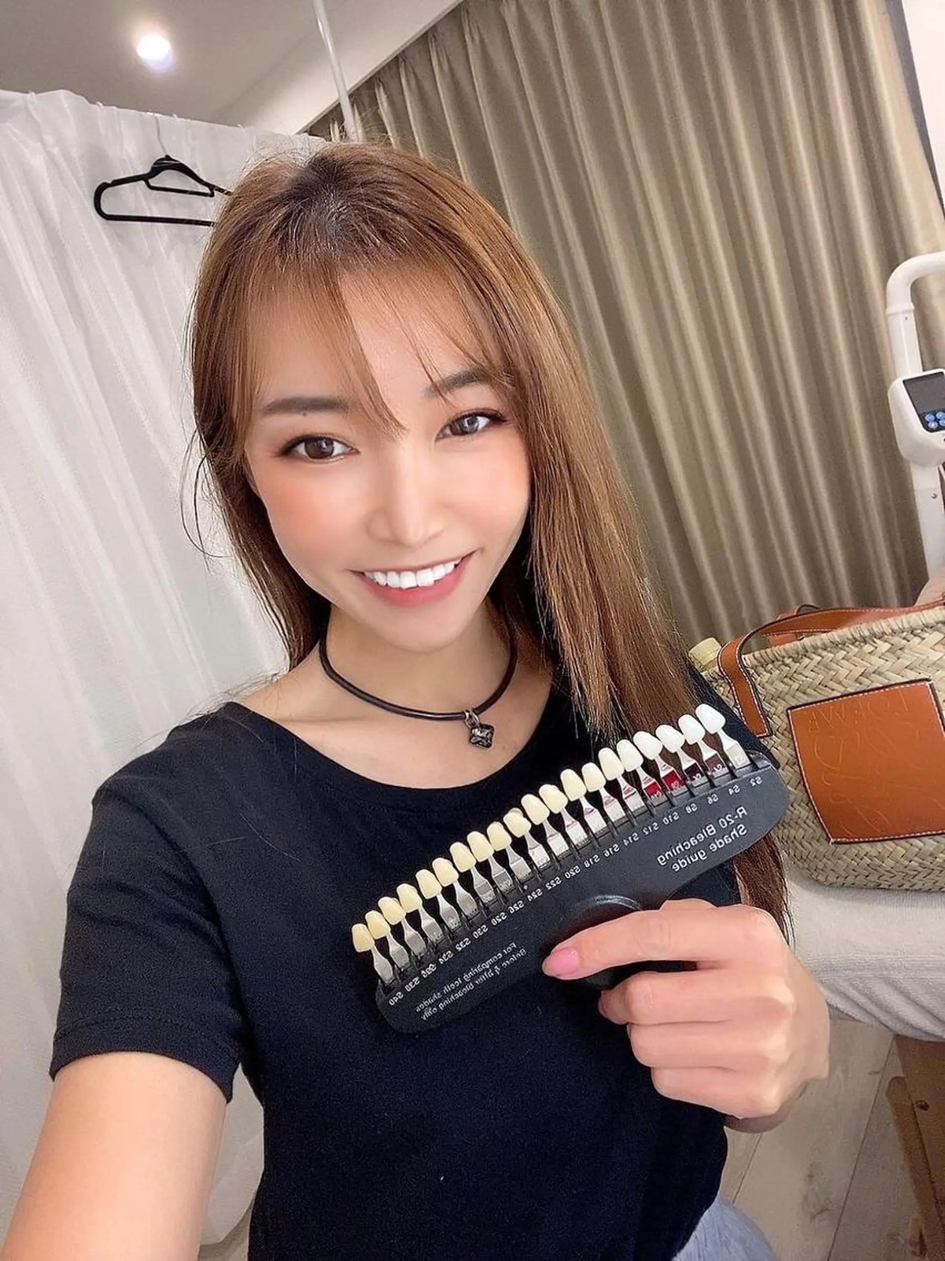 ミディアム カラー メンズ マツエク・マツパ ネイル ヘアアレンジ パーマ キッズ アイブロウ ホワイト その他 ライトビューティー 銀座本店のエステ・リラクイメージ