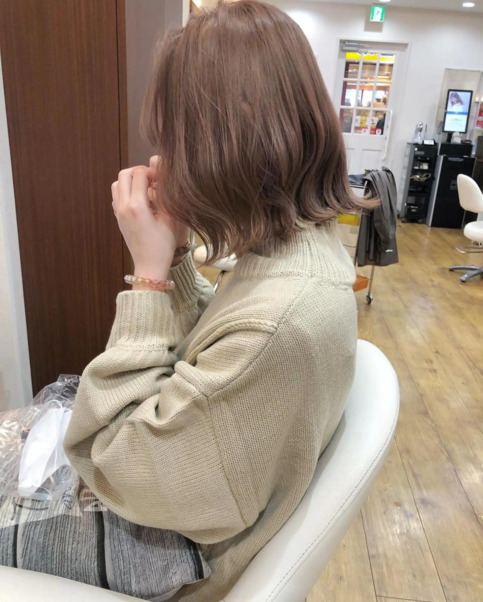 カラー アッシュ ブリーチ ダブルカラー グラデーションカラー グレージュ 🌈ハイトーン/ ワタル🌈のヘアスタイル