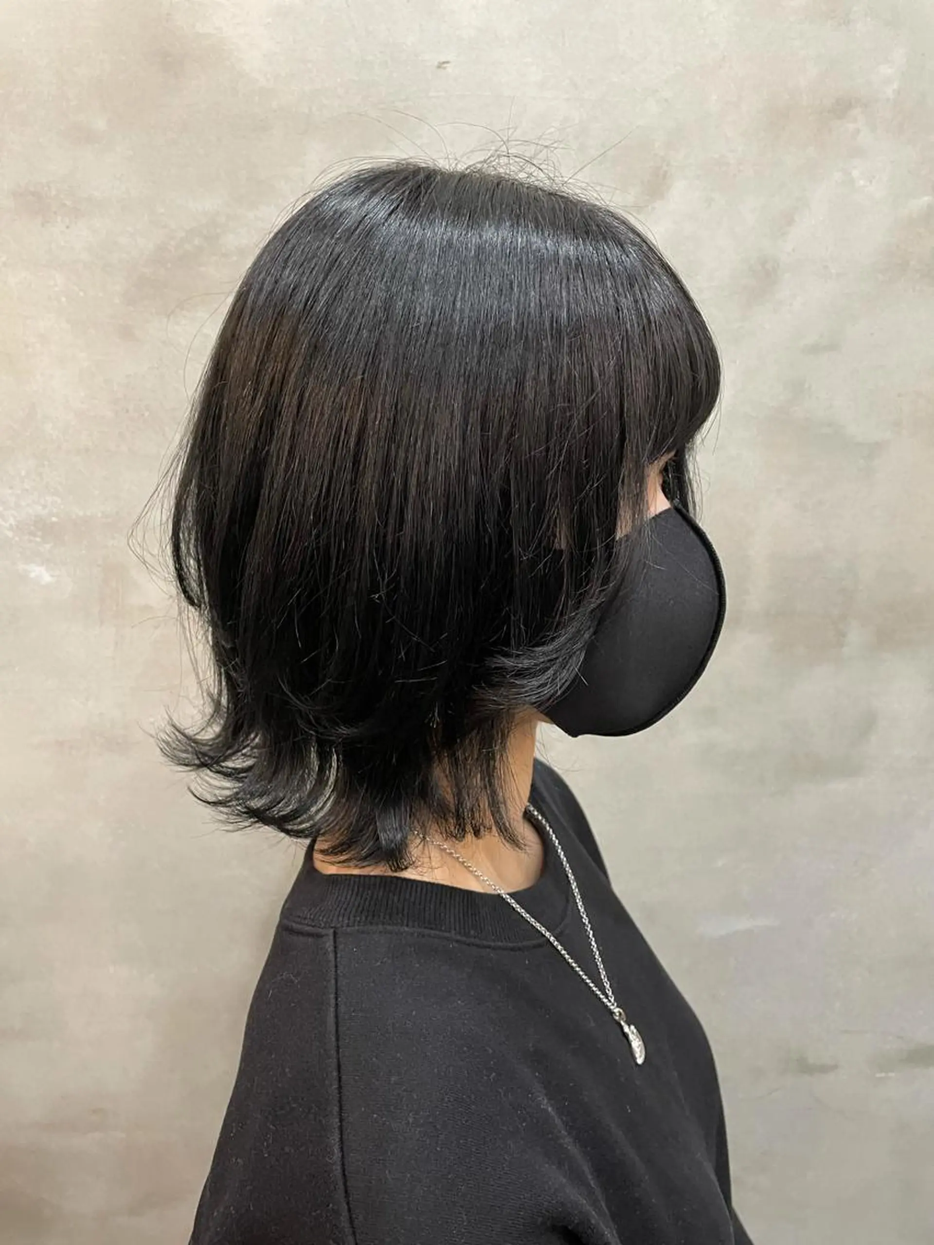 ミディアム カラー 黒髪 グレーブラック 【ピンク/韓国ヘア/ ヘアセット】亜海のヘアスタイル