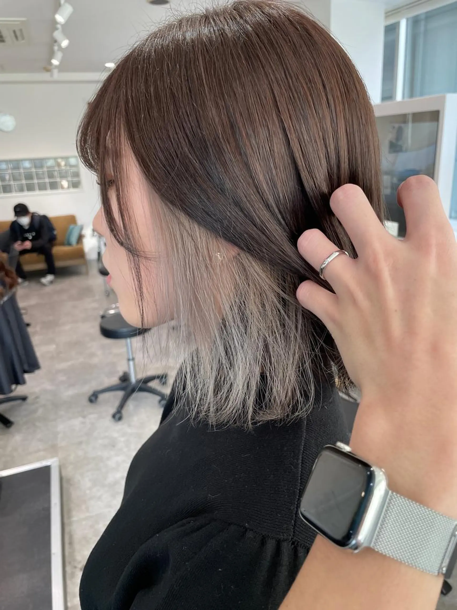 ショート ヨシミ カズヤのヘアスタイル