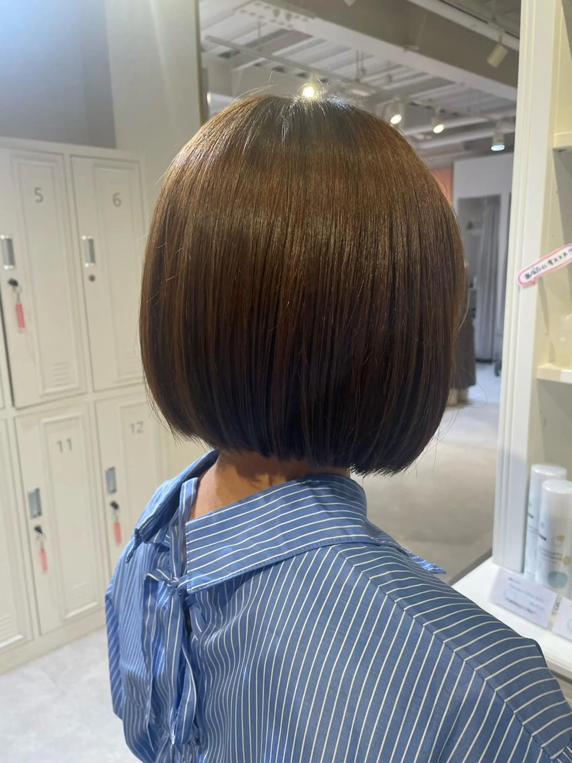 ショート ボブ カット 和田 真依のヘアスタイル