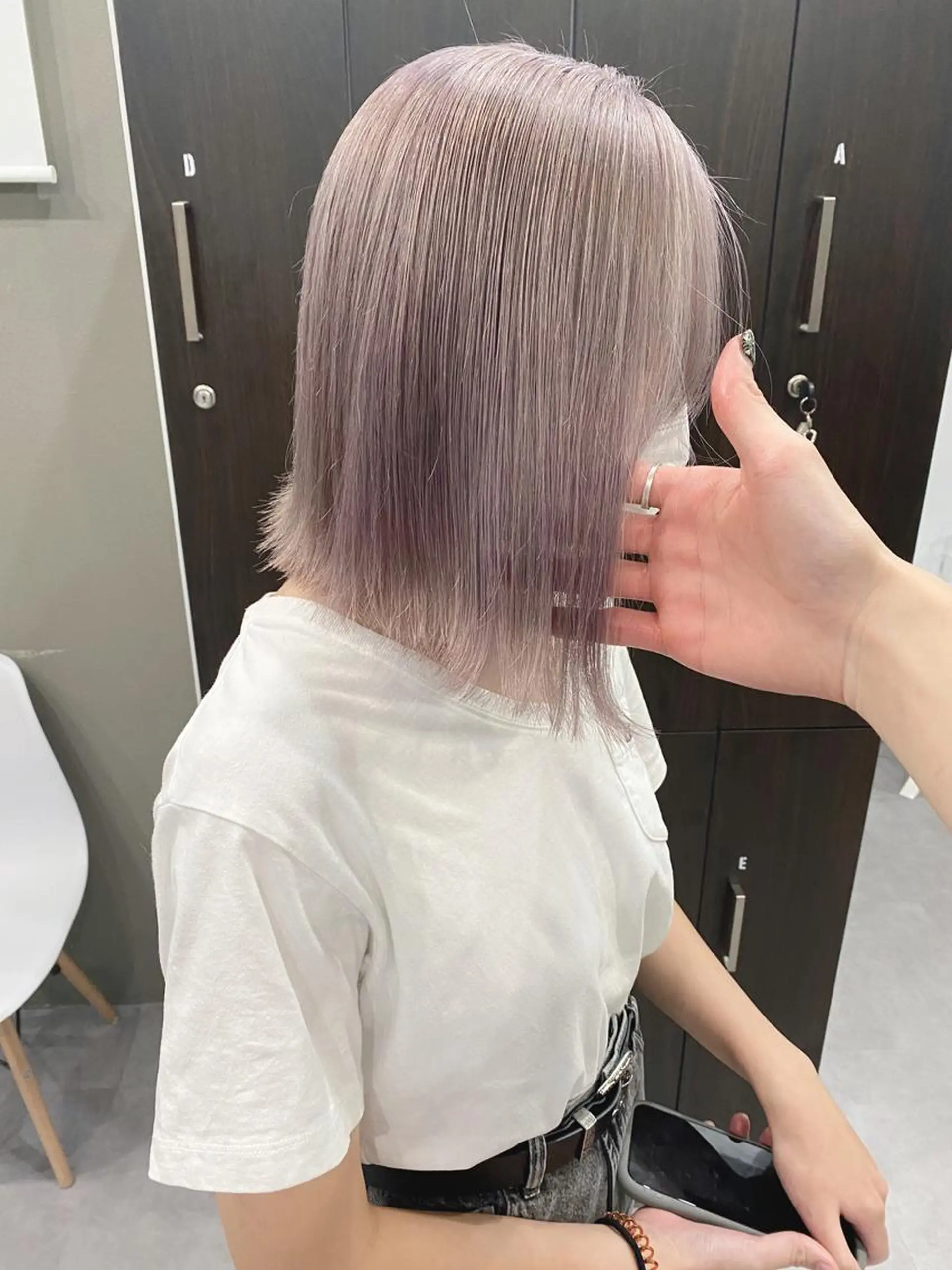 ショート カラー ベージュカラー ダブルカラー ハイトーンカラー ラベンダーカラー ピンクカラー Via officialのヘアスタイル