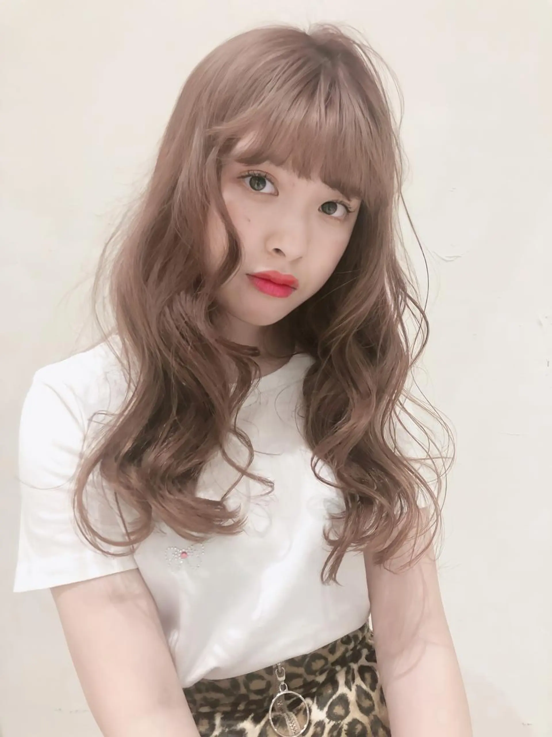 ロング カラー ベージュカラー 艶髪/モテヘア🎀 MIHOのヘアスタイル