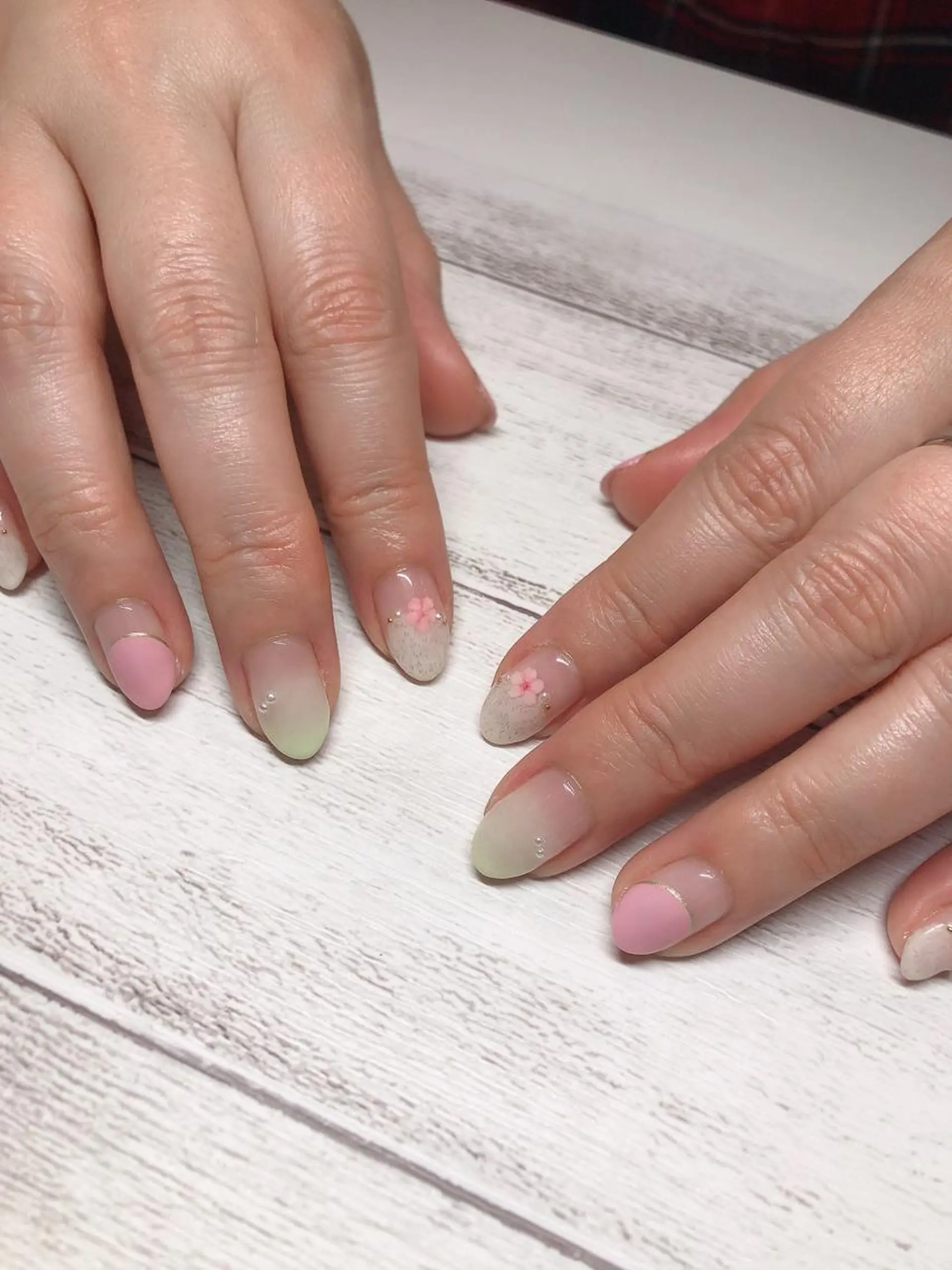 ネイル 桜ネイル 春ネイル Viva!tip所属・Viva!tip ビバティップネイルのネイルデザイン