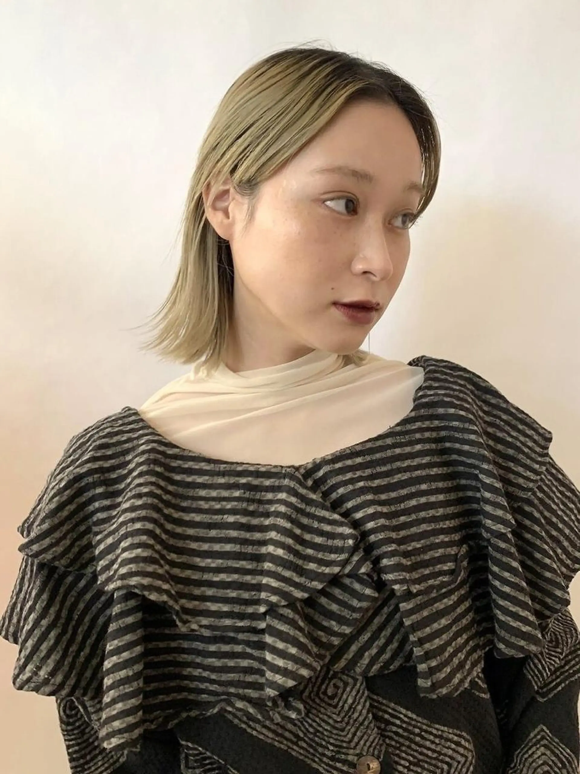 ミディアム 🌼U24 ヘアデザインラボのヘアスタイル