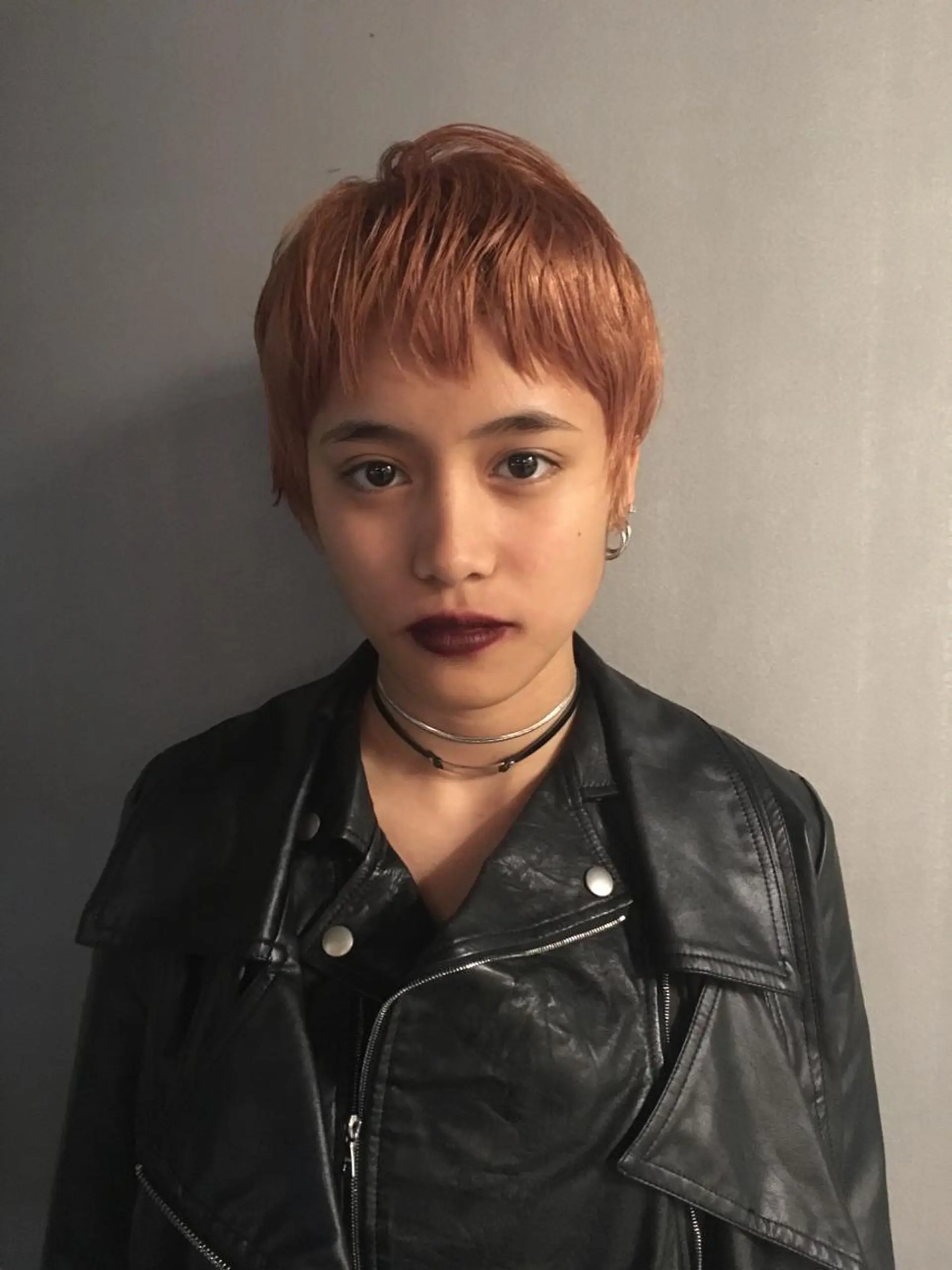 ショート カラー 桑原 菜摘のヘアスタイル