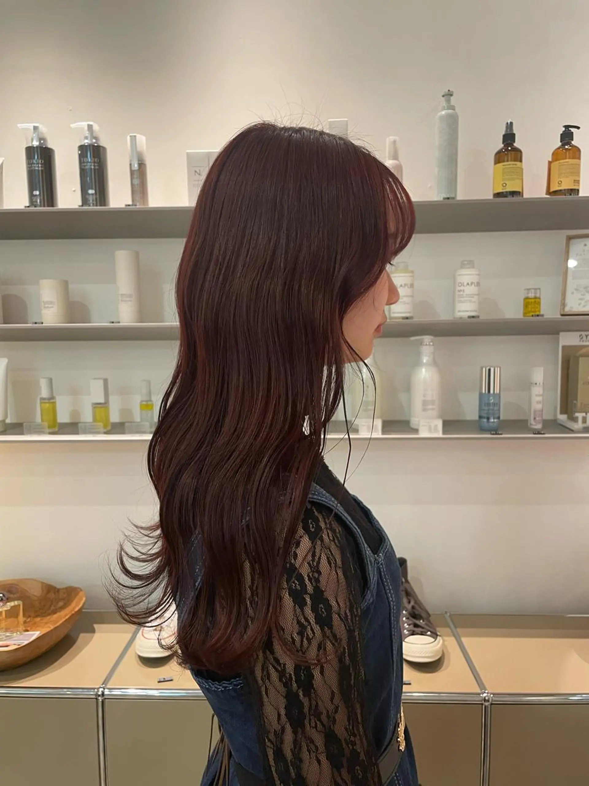 ロング カラー ブリーチ ブラウンカラー ブリーチなしカラー レッドカラー レッドブラウン HITOMI 福岡パーマのヘアスタイル