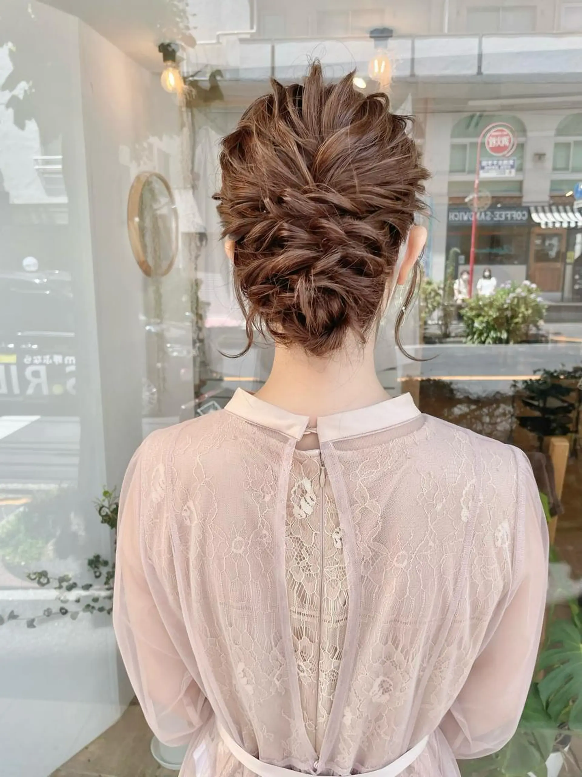 セミロング ヘアアレンジ ヘアセット ヘアアレンジ にいた かづしげのヘアスタイル