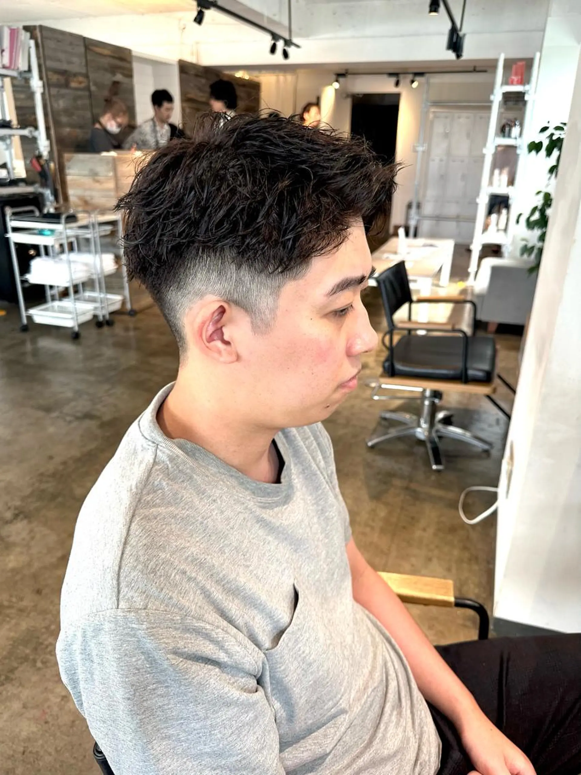 メンズ メンズパーマ メンズツイストパーマ 波巻きパーマ ツイストパーマ カット ヘアカラー パーマ トリートメント 骨格補正施術/メンズ 専門美容師/YUYAのヘアスタイル