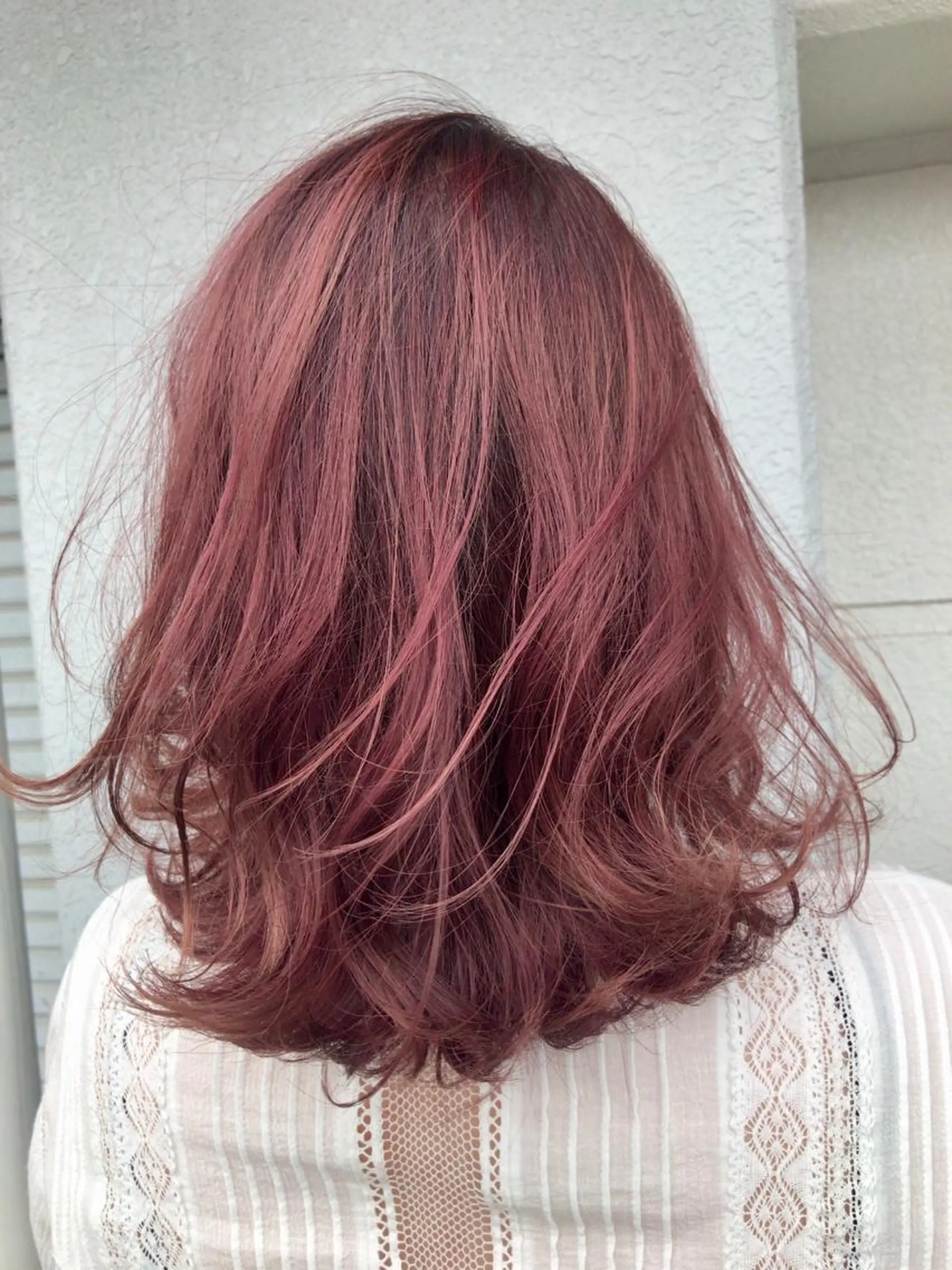 ミディアム カラー デザインカラー レイヤーカット匠 イソザキノリユキのヘアスタイル