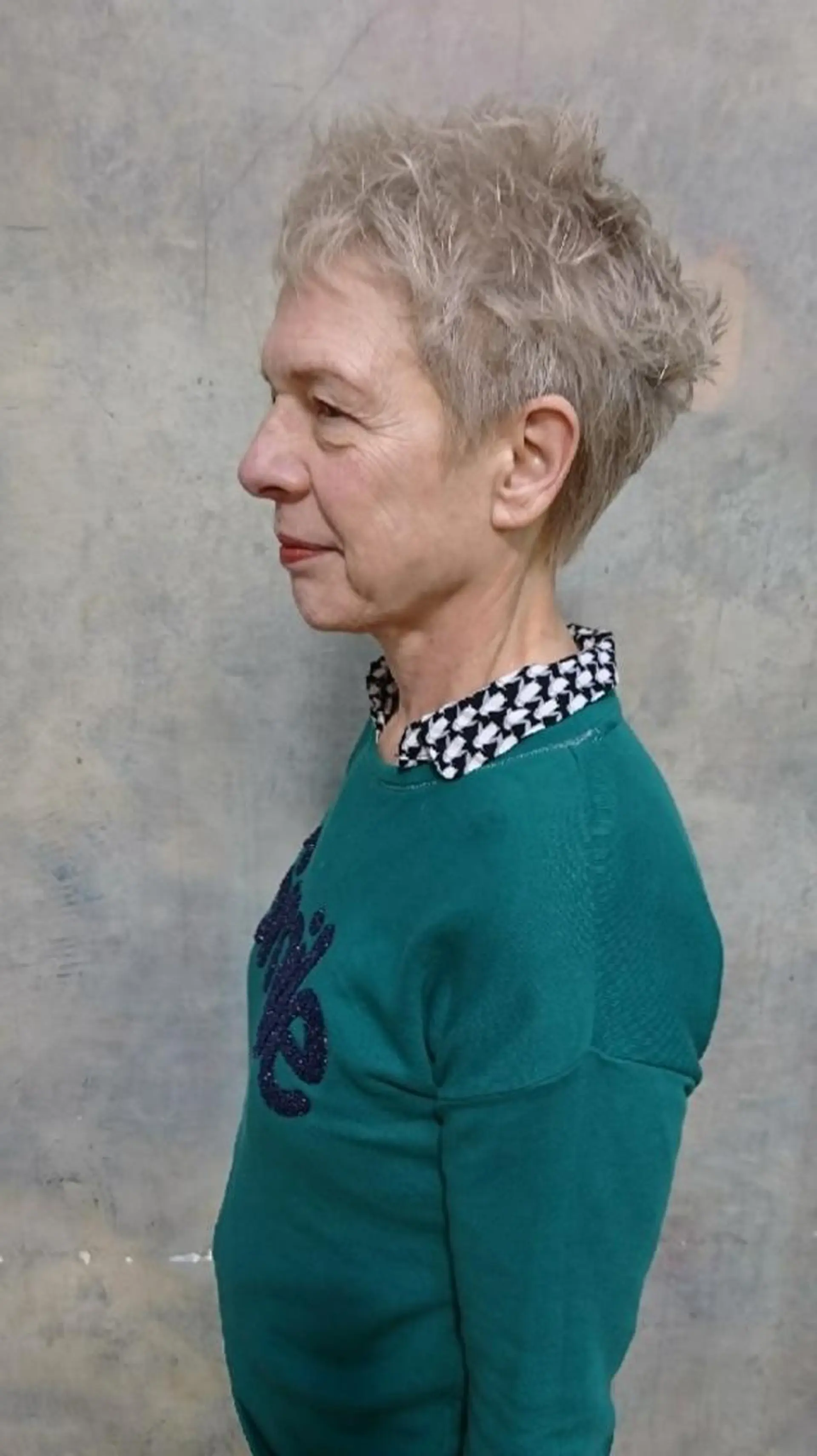 ショート 齋藤  愛美のヘアスタイル