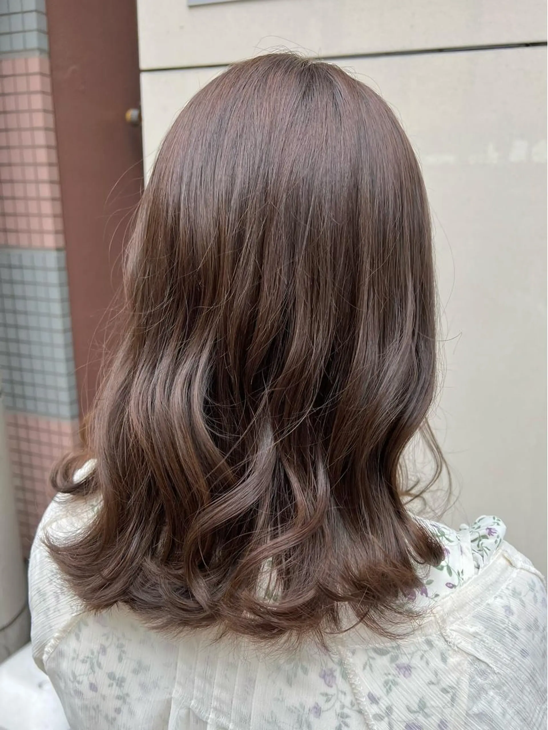 セミロング カラー ベージュカラー グレージュ オリーブベージュ オリーブカラー オリーブグレージュ 韓国ヘア ♡tomimaのヘアスタイル