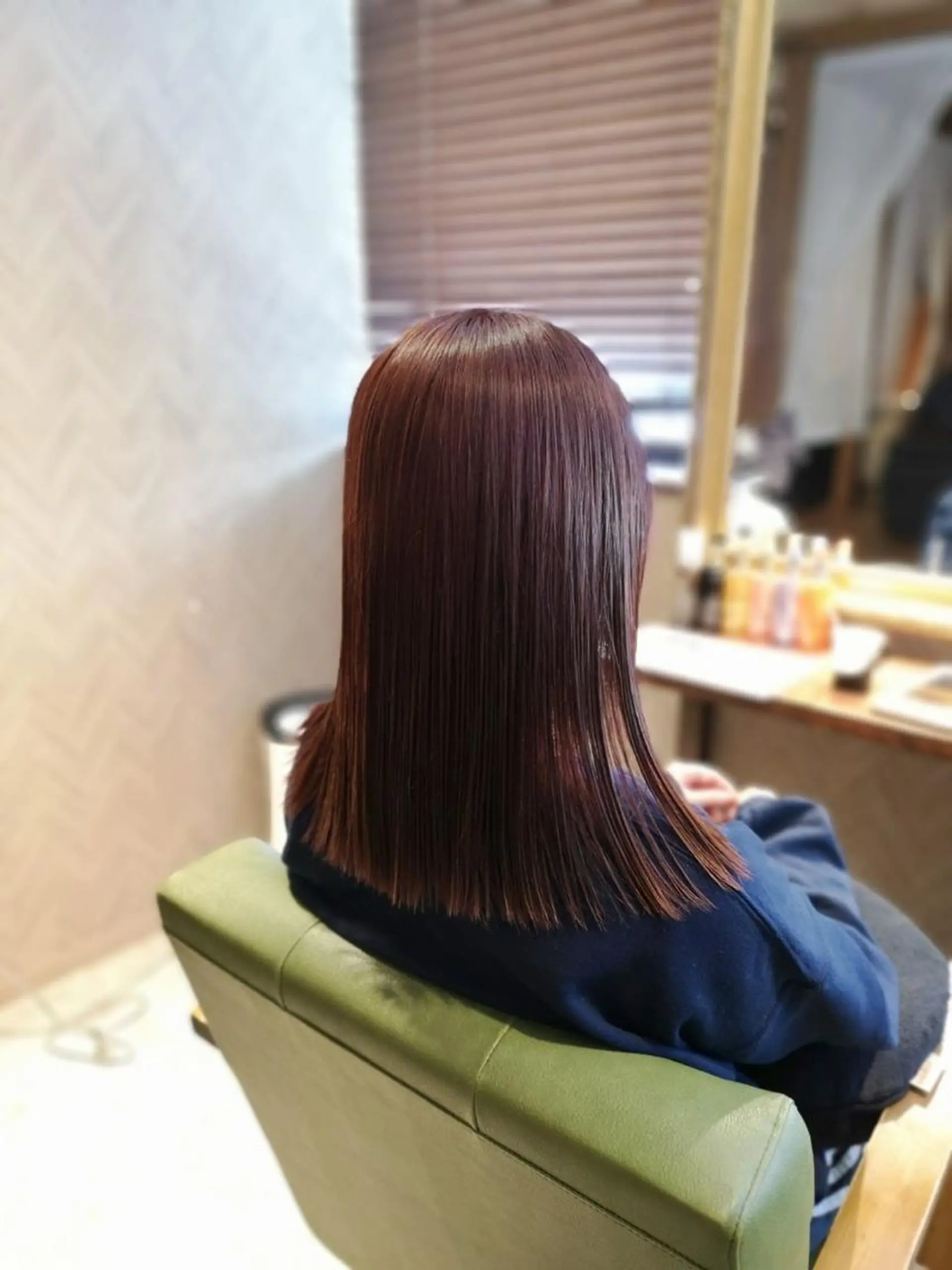 セミロング ✨ハイトーン✨ダブル カラー✨シバサキのヘアスタイル