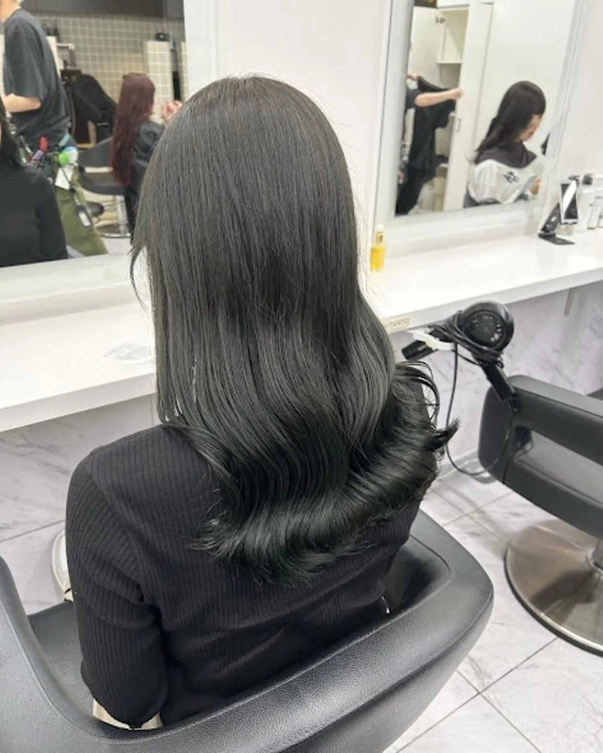 カラー ［THEATER 仙台店🌼］公式のヘアスタイル