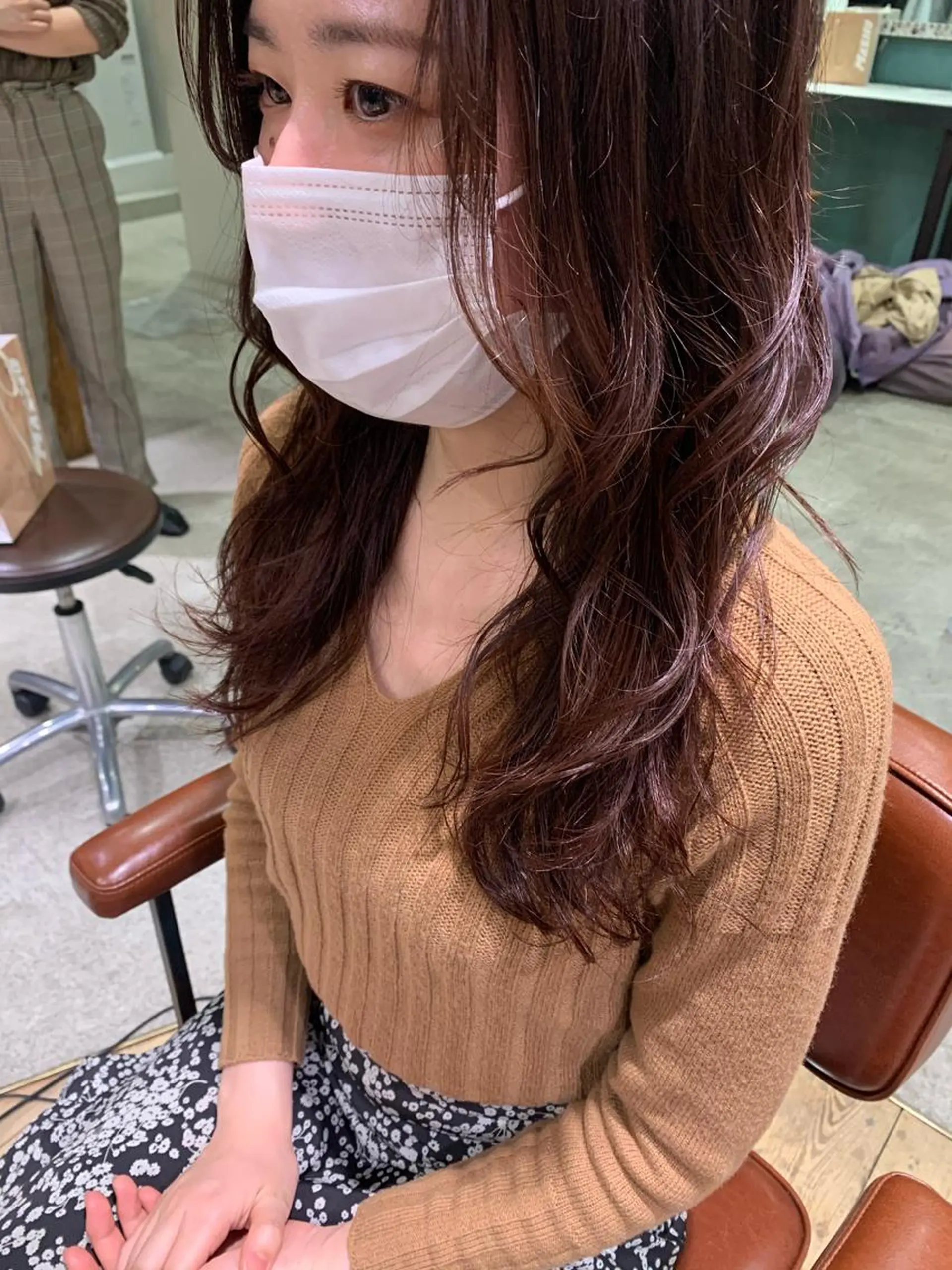 ロング カラー レッドカラー yukie🌷 /暖色🍒梅田サロンのヘアスタイル