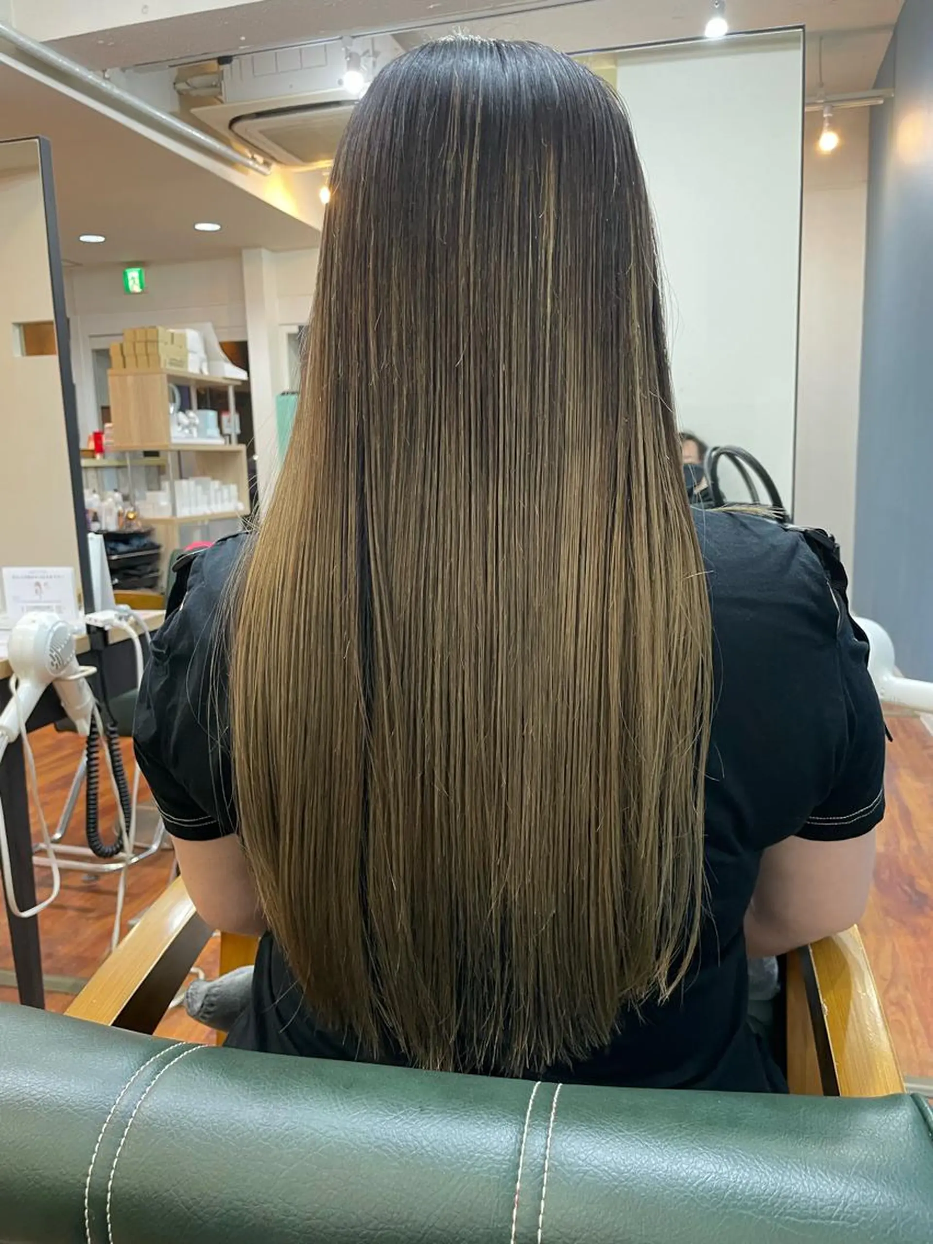 ロング 縮毛矯正 高野 真弥のヘアスタイル