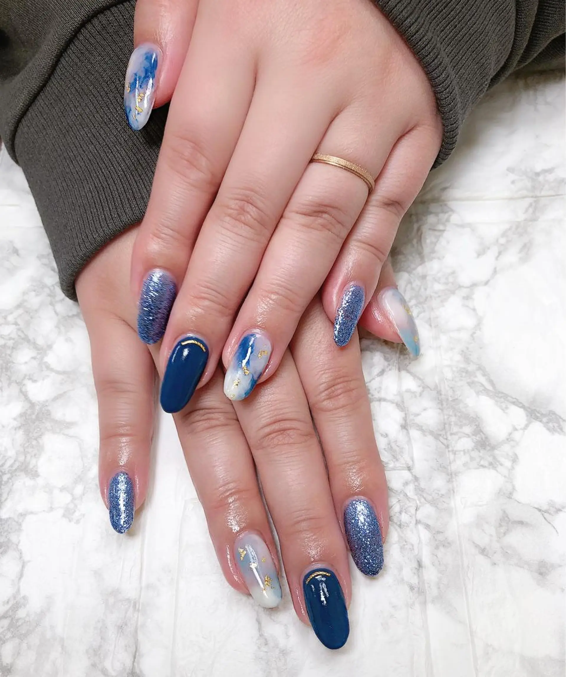 ネイル ブルー ハンドネイル ハンドケア Nailsalon Eve（イヴ）のネイルデザイン
