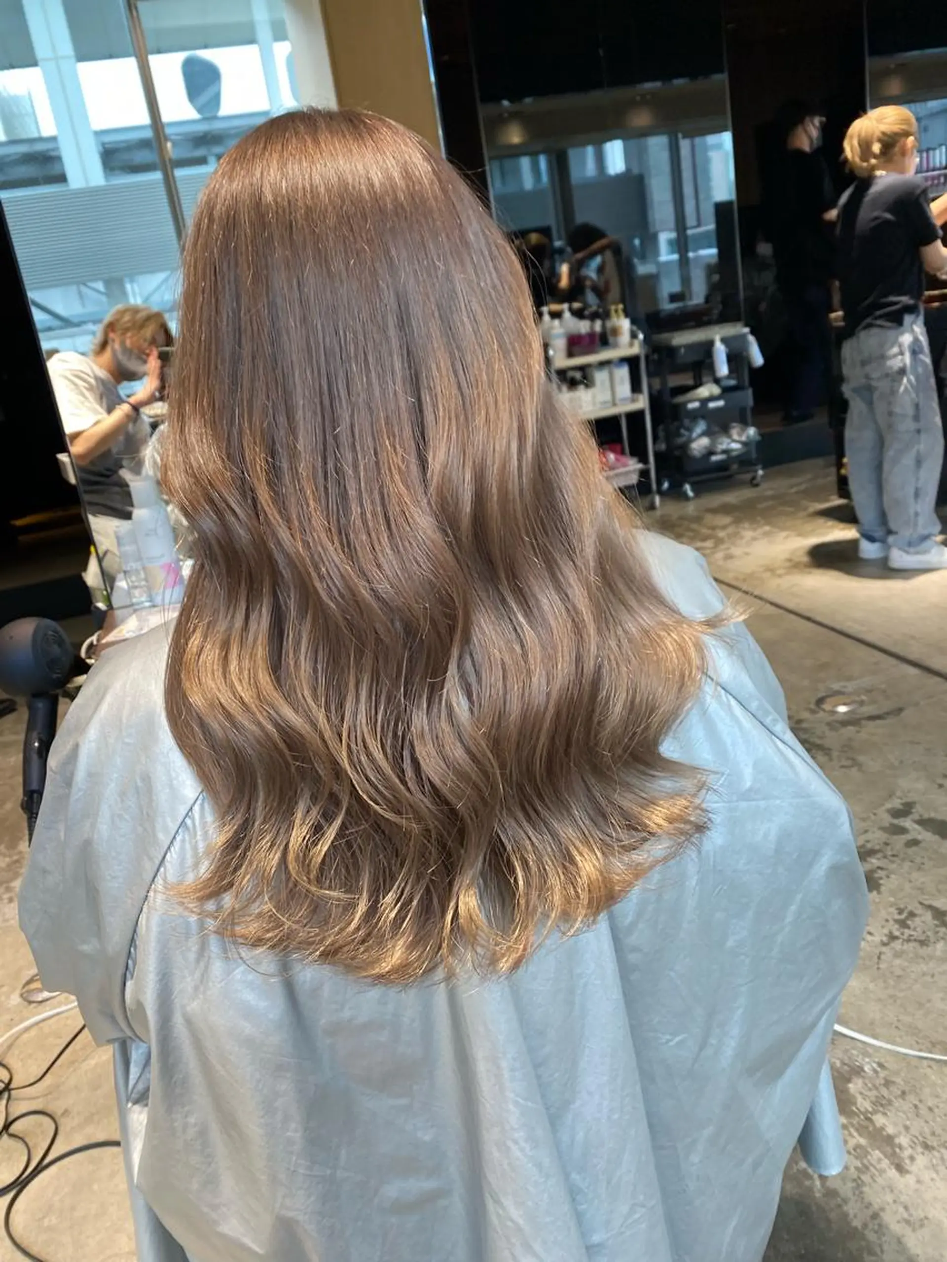 カラー 顔まわりの神様✨ 透明感カラー藤嶋秀幸のヘアスタイル