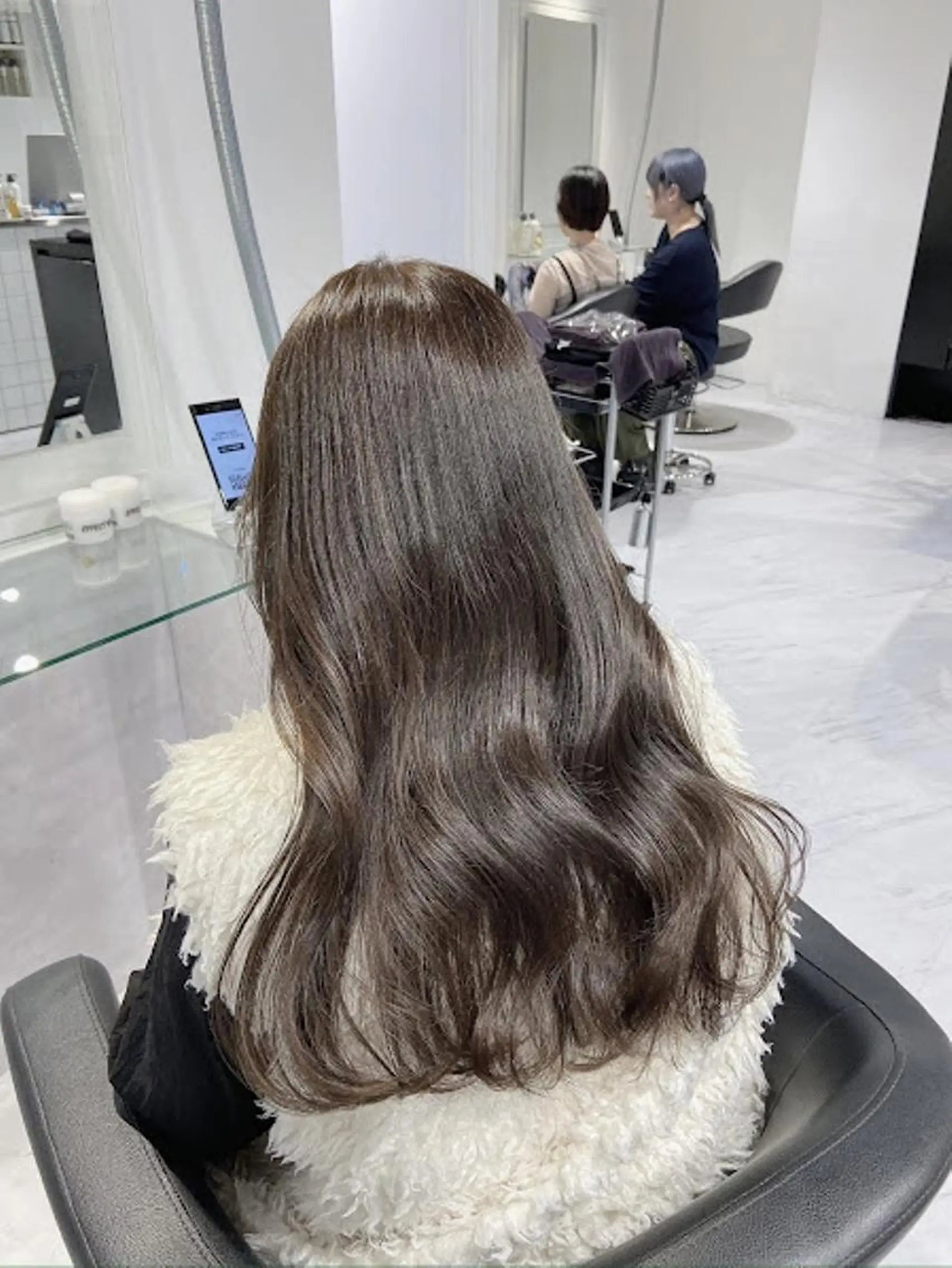 カラー 🪞SHE池袋 Official🪞のヘアスタイル