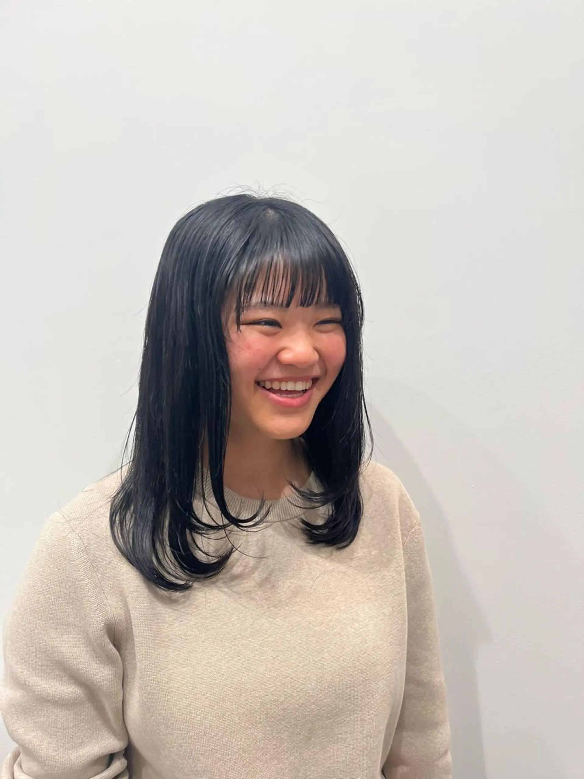 ロング ﾏｽﾀﾞ ｱｲﾘのヘアスタイル