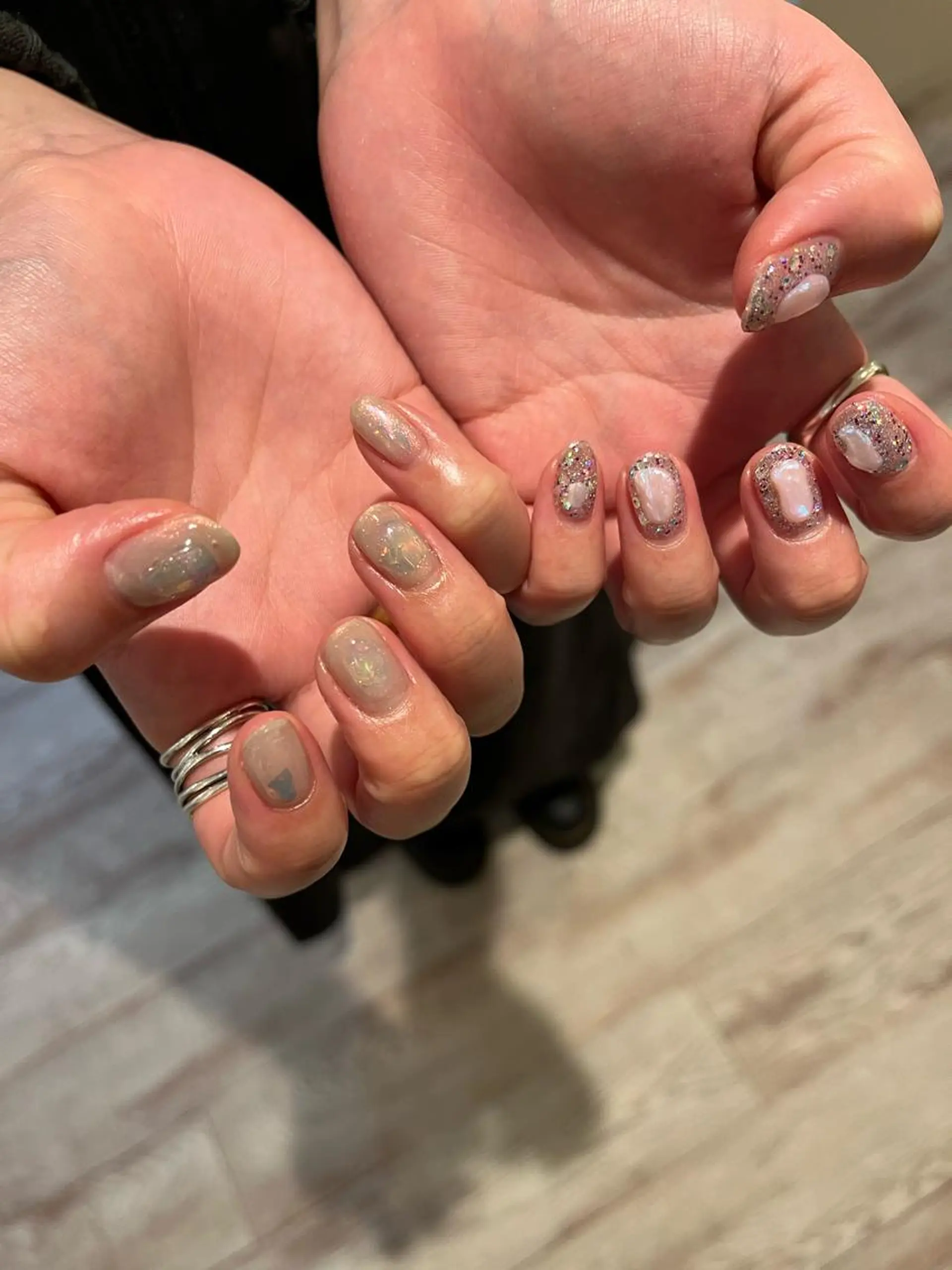 ネイル ぷっくりネイル ハンドネイル une／YUKINA 🫧大人nuanceのネイルデザイン