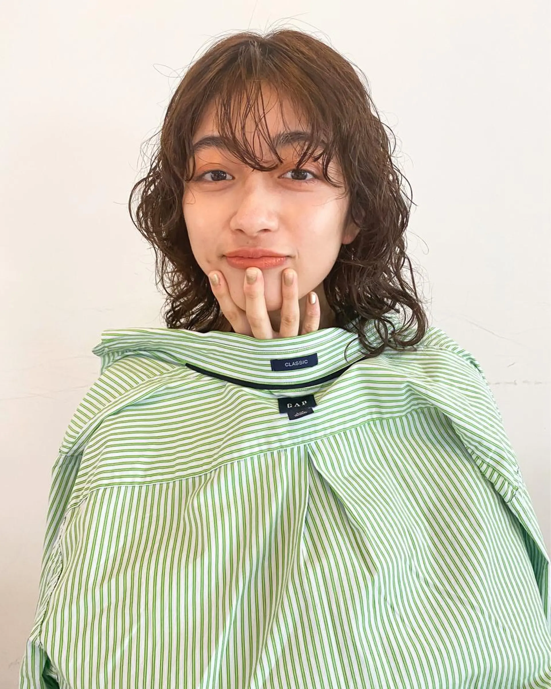 ミディアム カラー パーマ ヘアアレンジ メンズ キッズ ネイル ミディアムパーマ メンズパーマ パーマスタイル🔅 sayacaのヘアスタイル